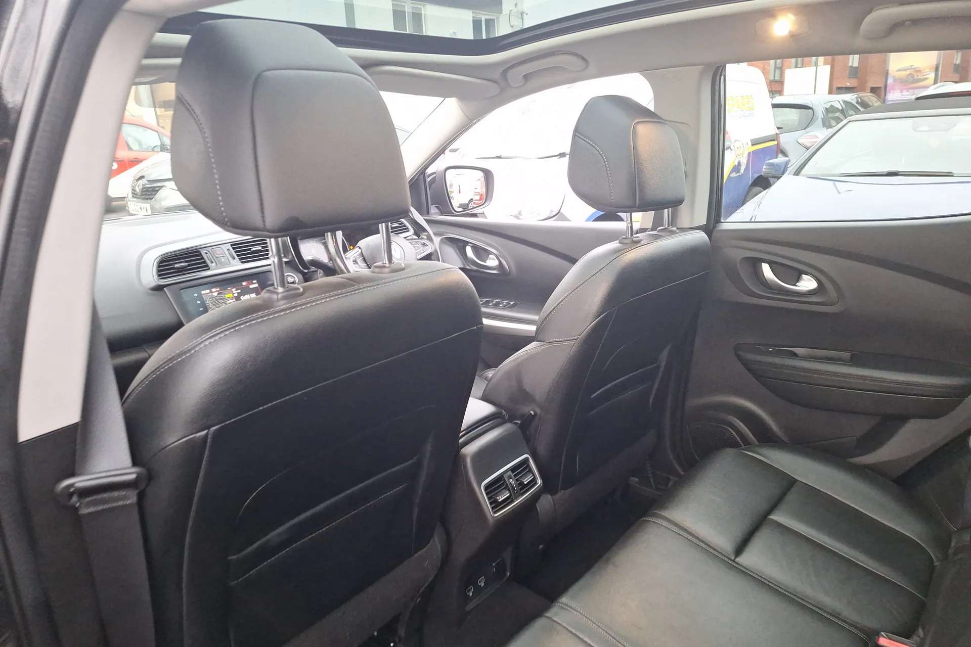 2019 RENAULT KADJAR 2019 RENAULT KADJAR