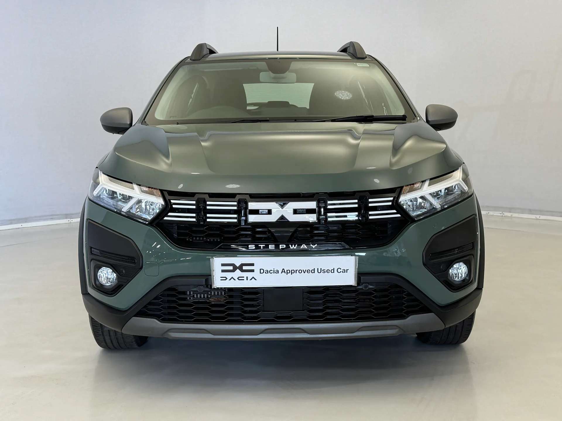 A 2023 DACIA SANDERO STEPWAY 1.0 TCe Journey 5dr A 2023 DACIA SANDERO STEPWAY 1.0 TCe Journey 5dr