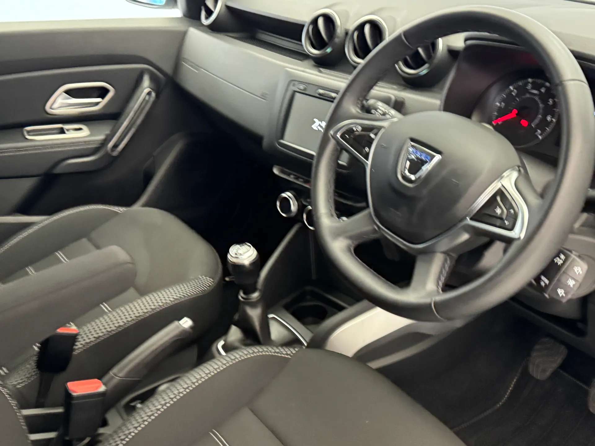 2018 DACIA DUSTER 2018 DACIA DUSTER