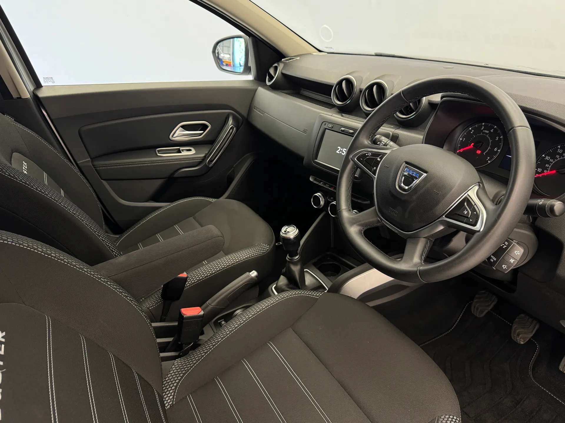 2018 DACIA DUSTER 2018 DACIA DUSTER