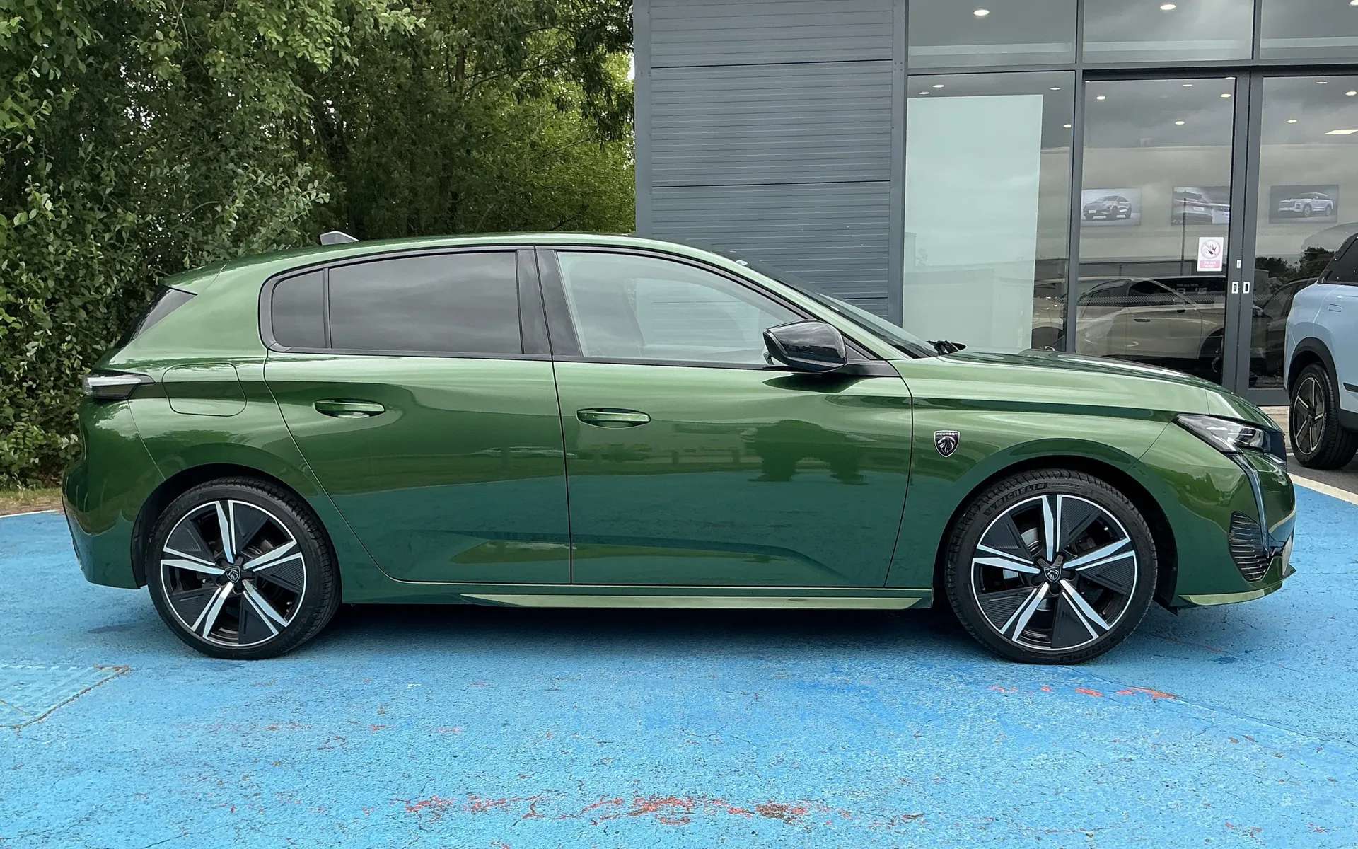 2023 PEUGEOT 308 2023 PEUGEOT 308