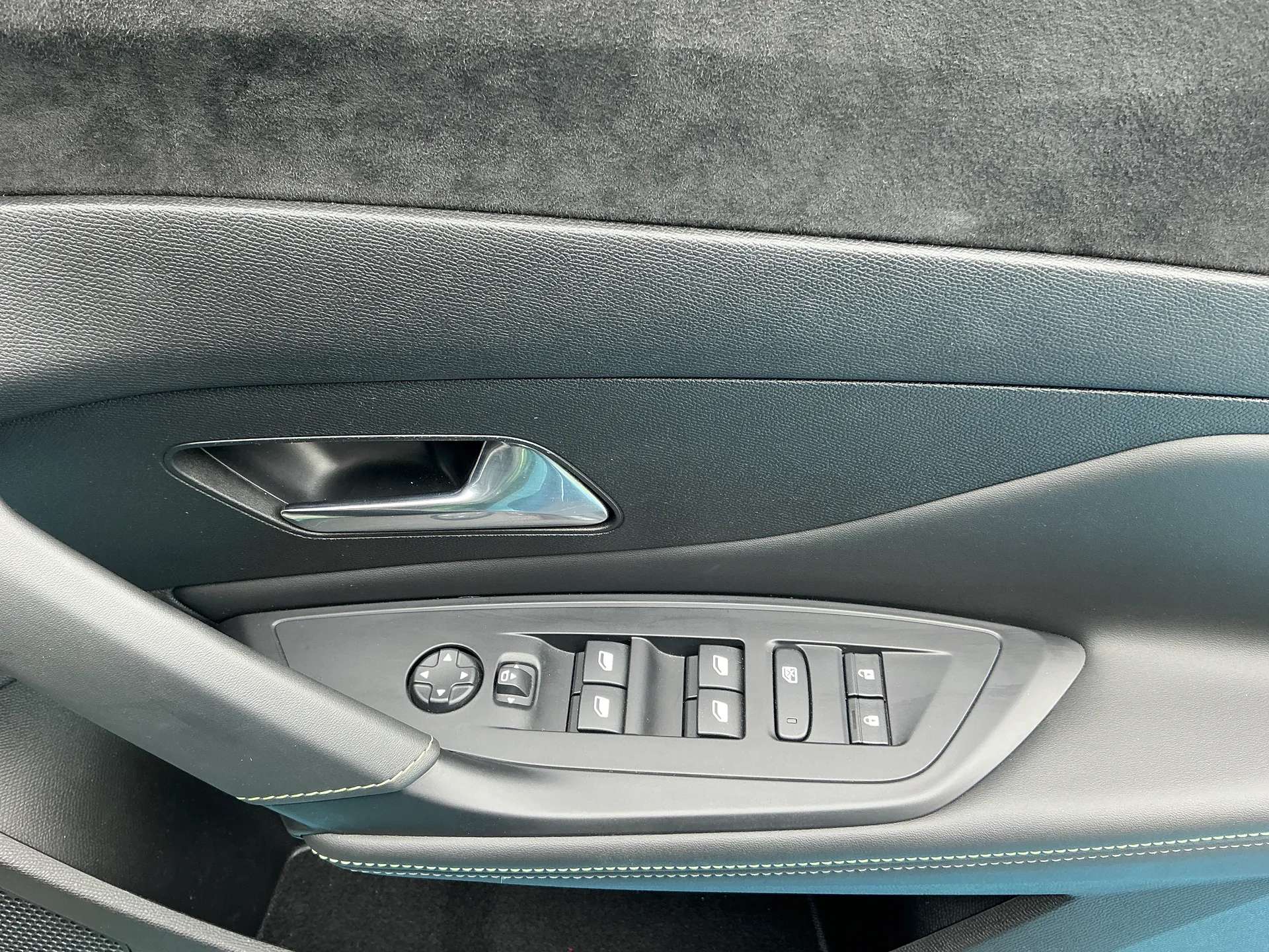 2023 PEUGEOT 308 2023 PEUGEOT 308