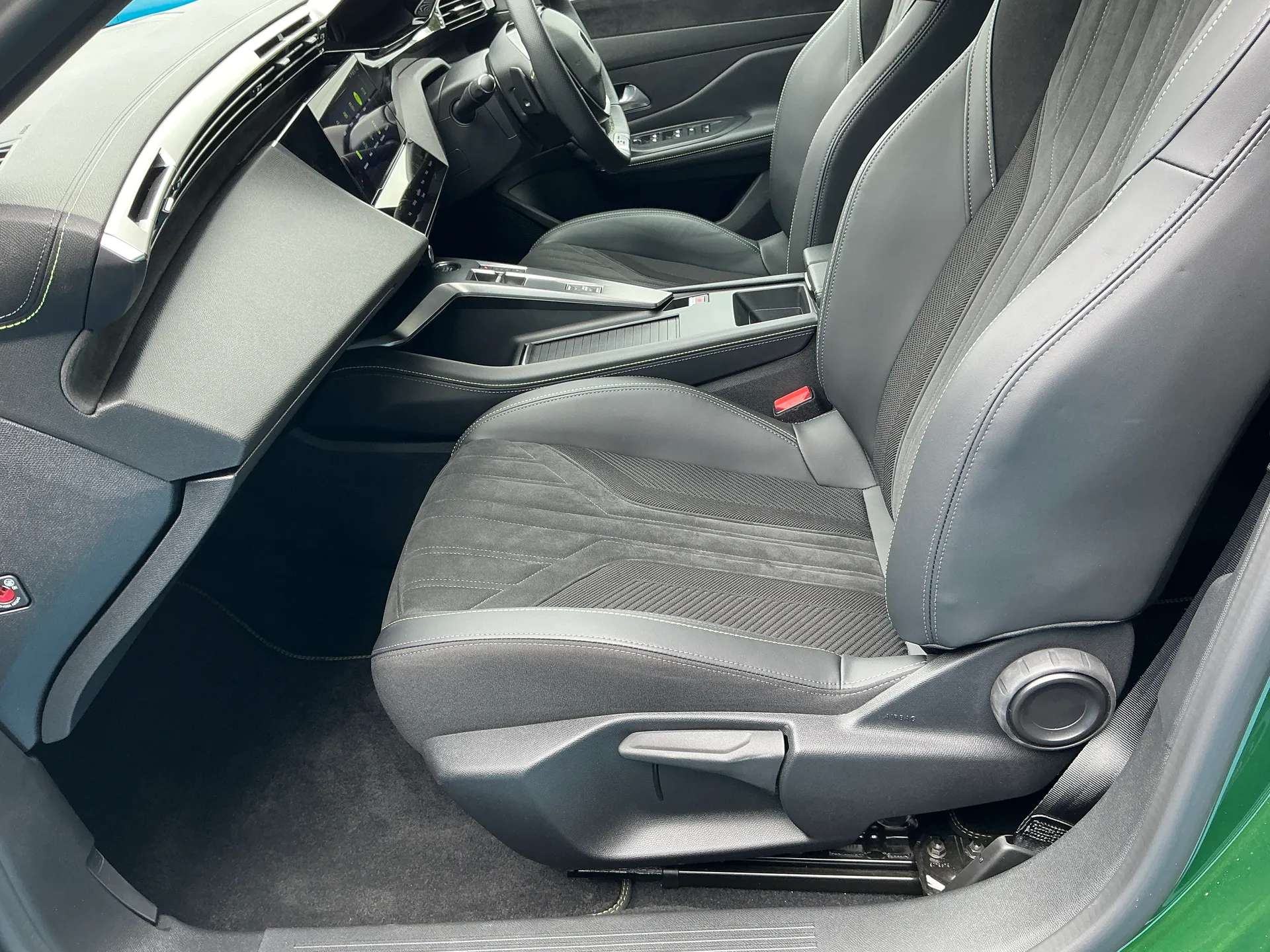 2023 PEUGEOT 308 2023 PEUGEOT 308