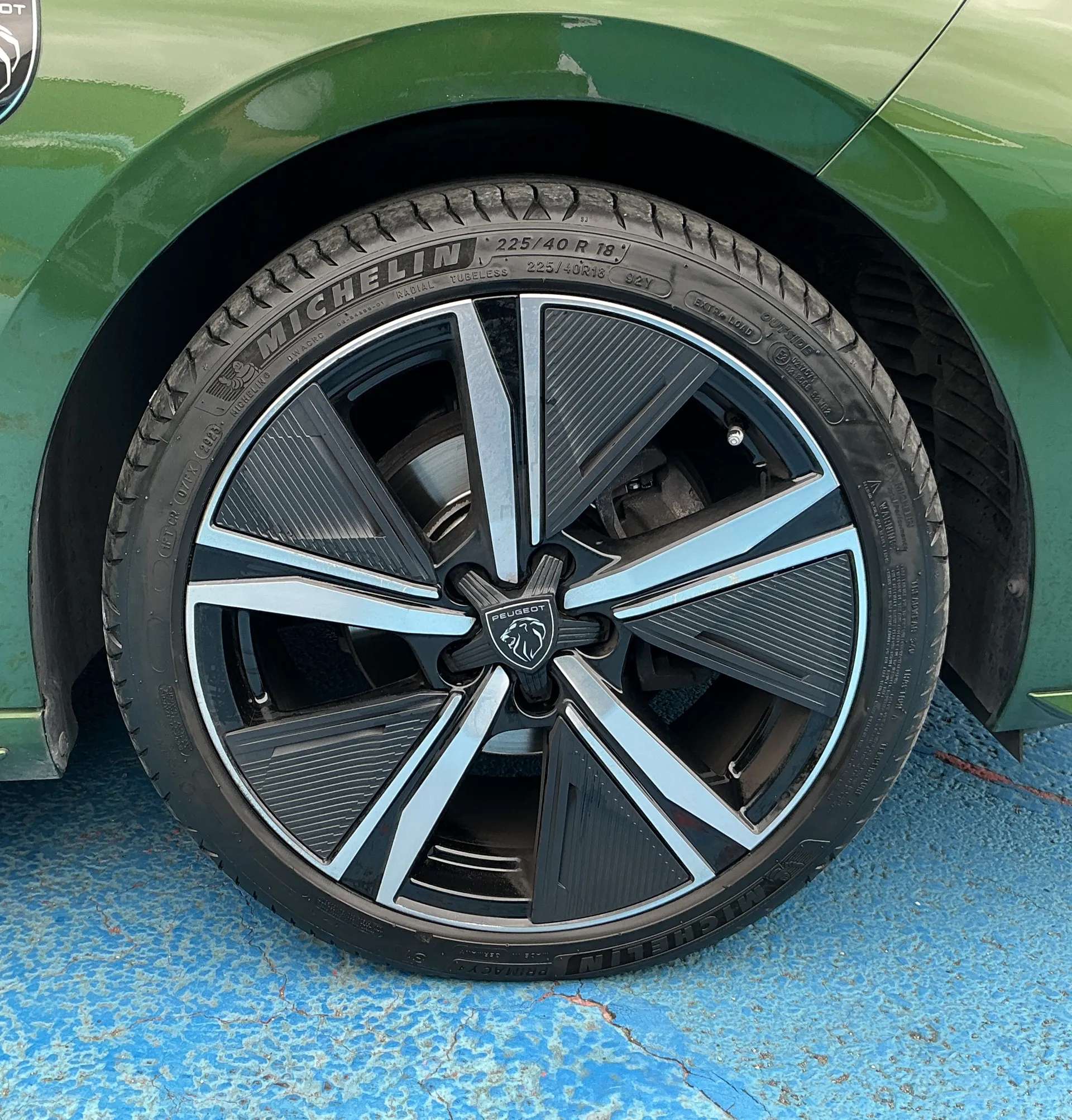 2023 PEUGEOT 308 2023 PEUGEOT 308