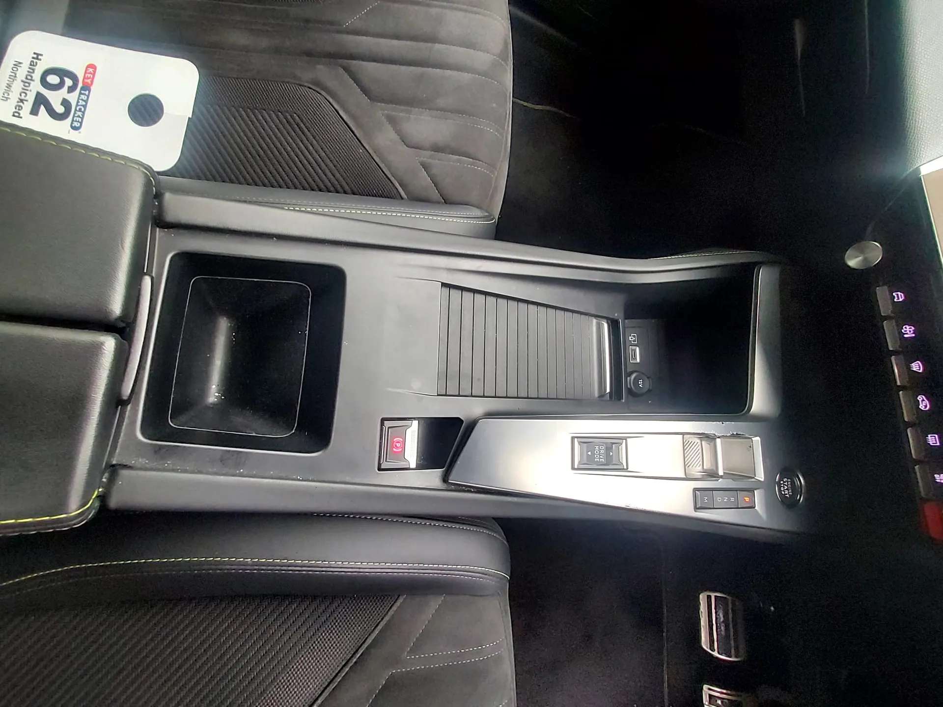 2023 PEUGEOT 408 2023 PEUGEOT 408