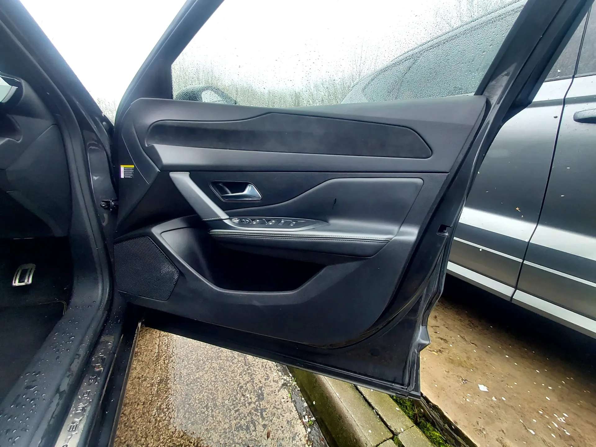 2023 PEUGEOT 408 2023 PEUGEOT 408