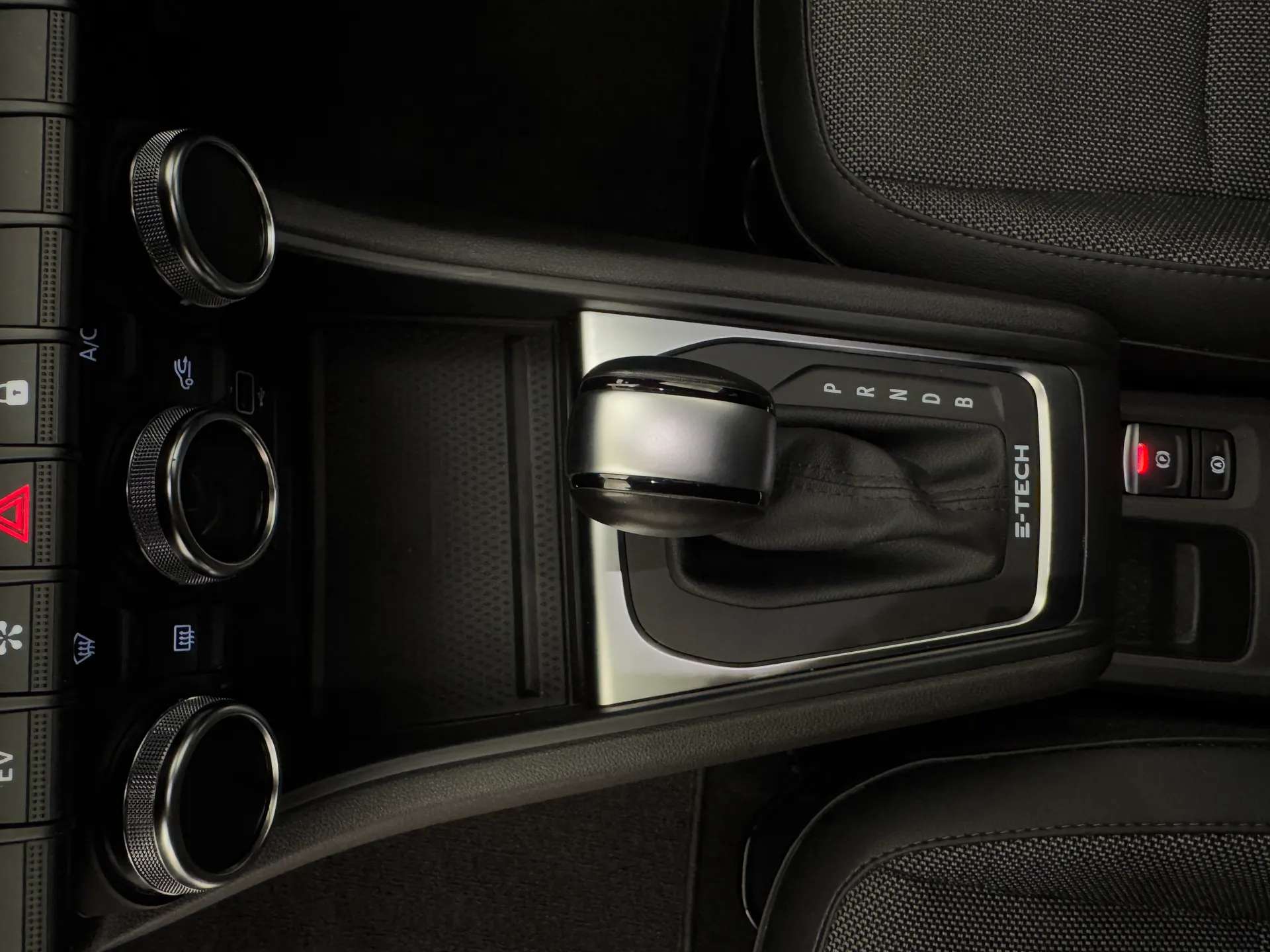 2022 RENAULT CAPTUR 2022 RENAULT CAPTUR