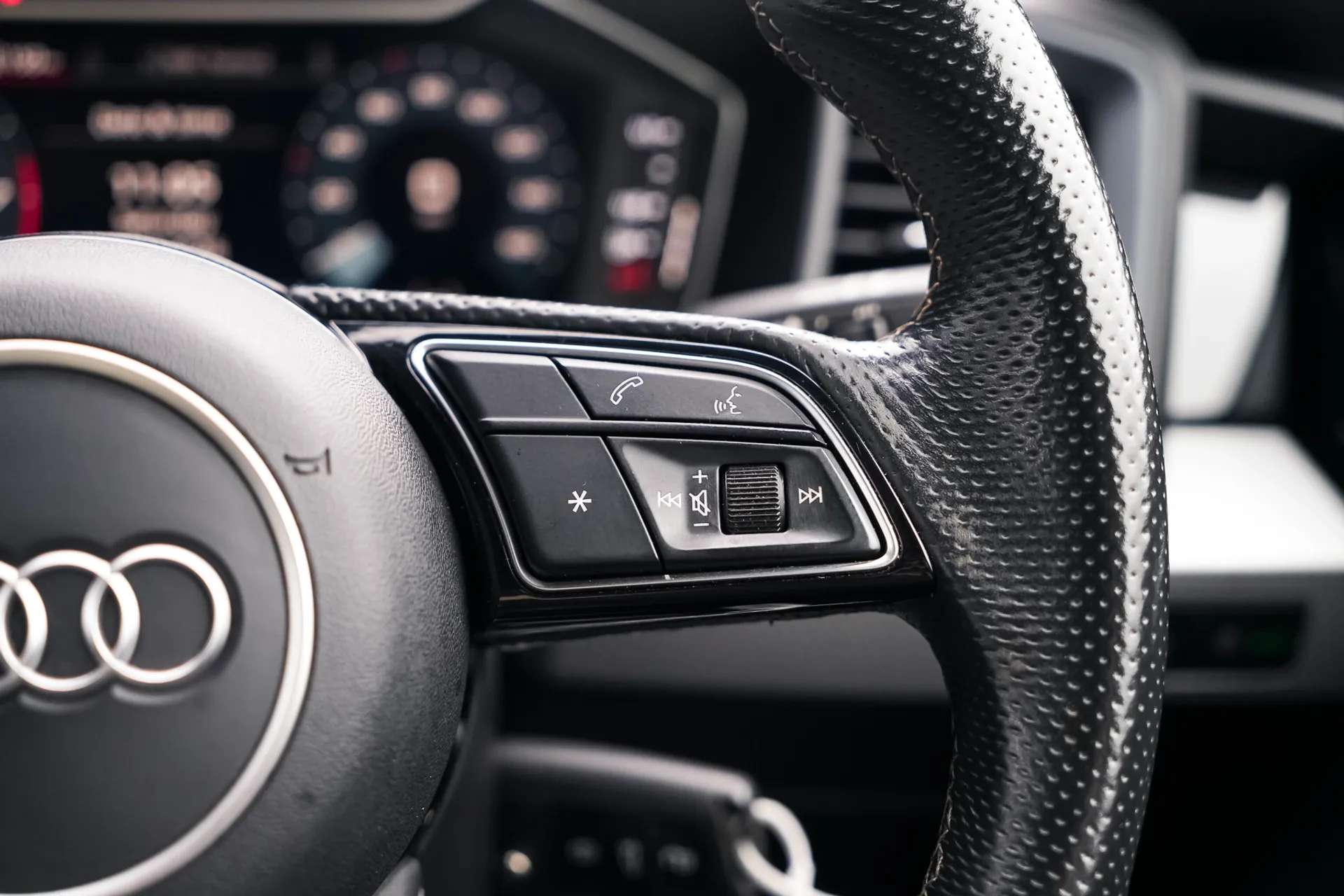 2023 AUDI A1 2023 AUDI A1