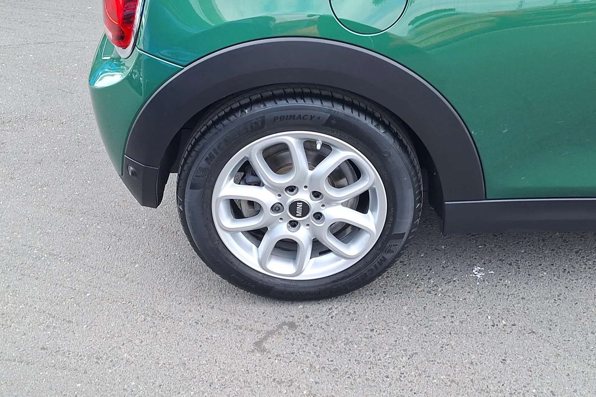 A 2019 MINI HATCH 1.5 Cooper Classic II 3dr A 2019 MINI HATCH 1.5 Cooper Classic II 3dr