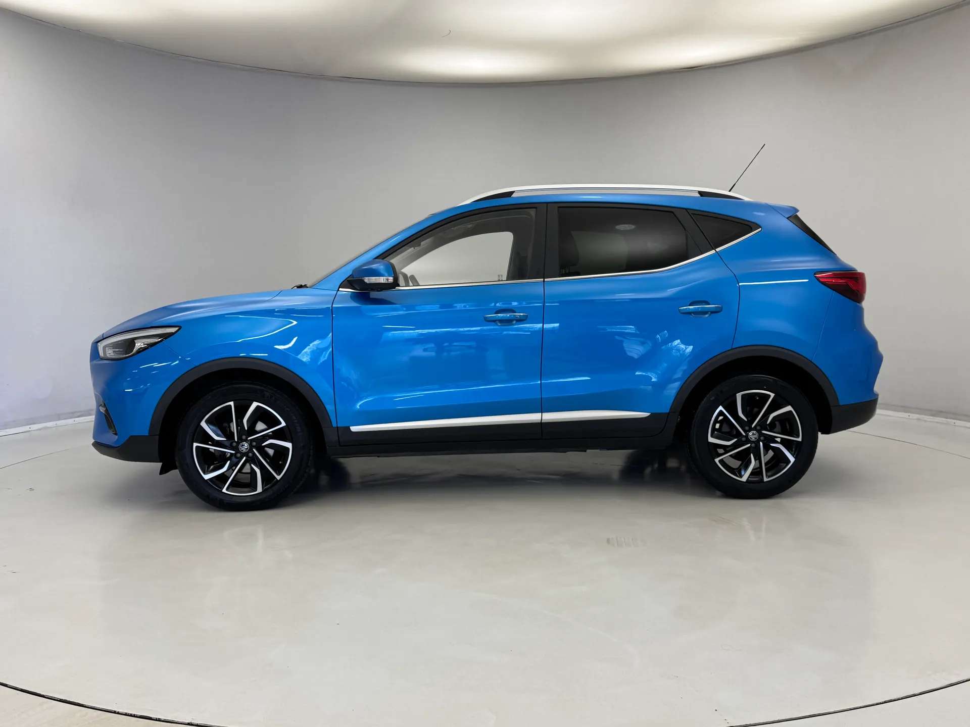 A 2023 MG MOTOR UK ZS 1.0T GDi Exclusive 5dr DCT ð¥ Automatic | Blue ð¥ A 2023 MG MOTOR UK ZS 1.0T GDi Exclusive 5dr DCT ð¥ Automatic | Blue ð¥