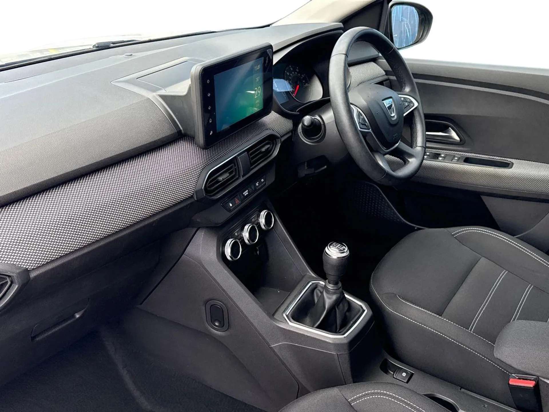 A 2022 DACIA JOGGER 1.0 TCe Comfort 5dr A 2022 DACIA JOGGER 1.0 TCe Comfort 5dr