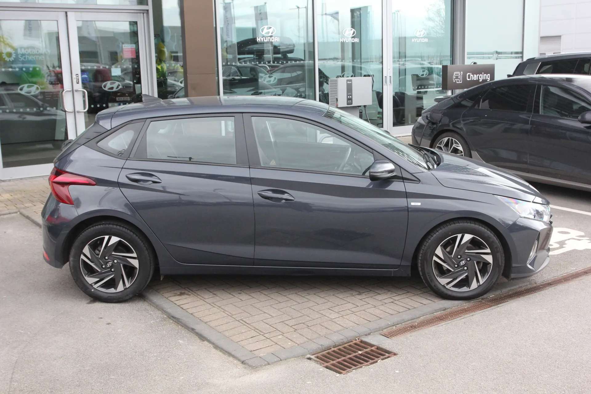 A 2021 HYUNDAI I20 1.0T GDi 48V MHD SE Connect 5dr A 2021 HYUNDAI I20 1.0T GDi 48V MHD SE Connect 5dr