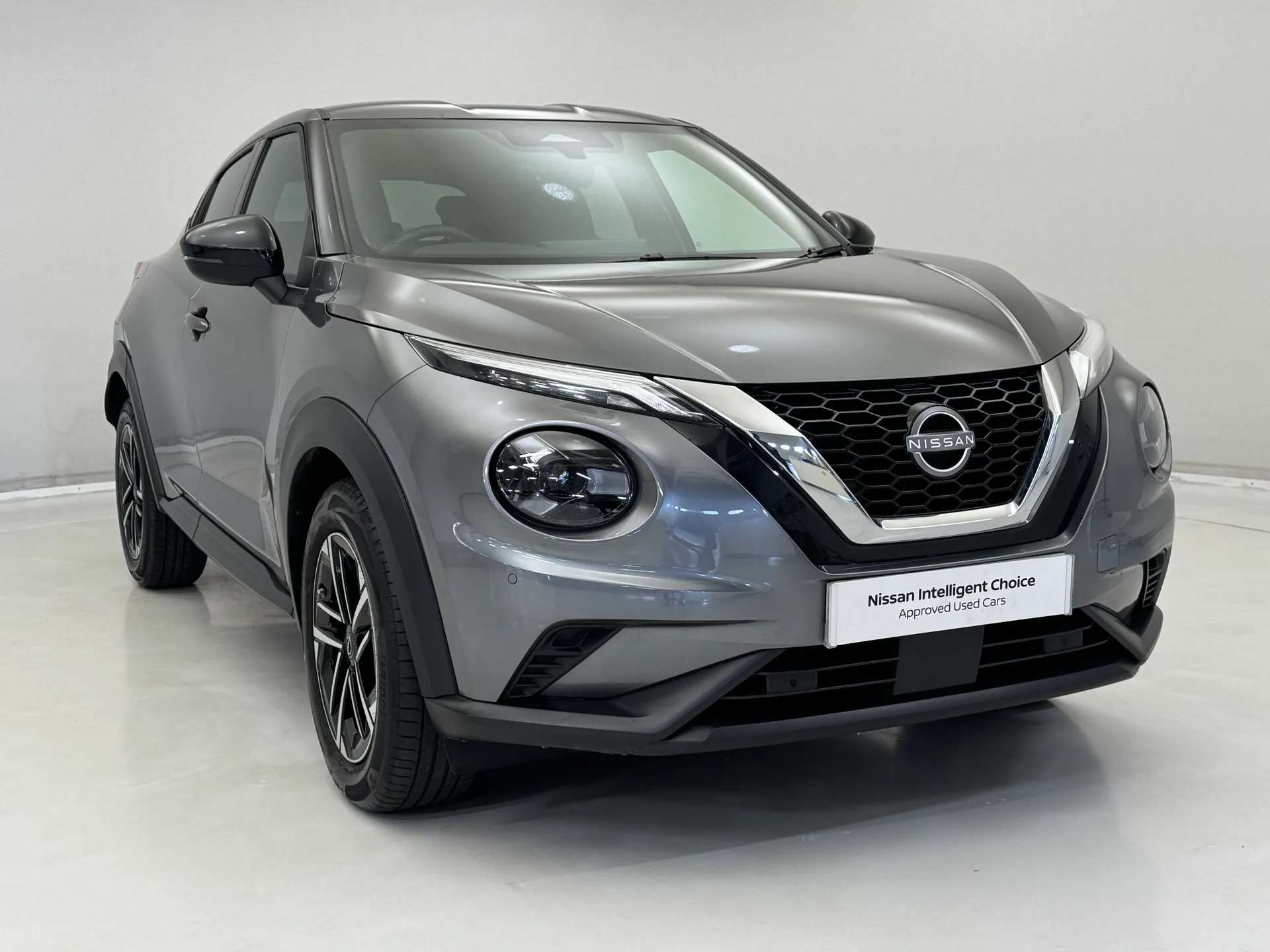 A 2024 NISSAN JUKE 1.0 DiG-T N-Connecta 5dr A 2024 NISSAN JUKE 1.0 DiG-T N-Connecta 5dr