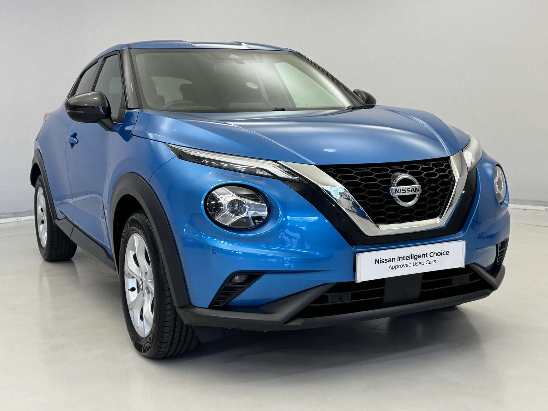 A 2020 NISSAN JUKE 1.0 DiG-T N-Connecta 5dr A 2020 NISSAN JUKE 1.0 DiG-T N-Connecta 5dr