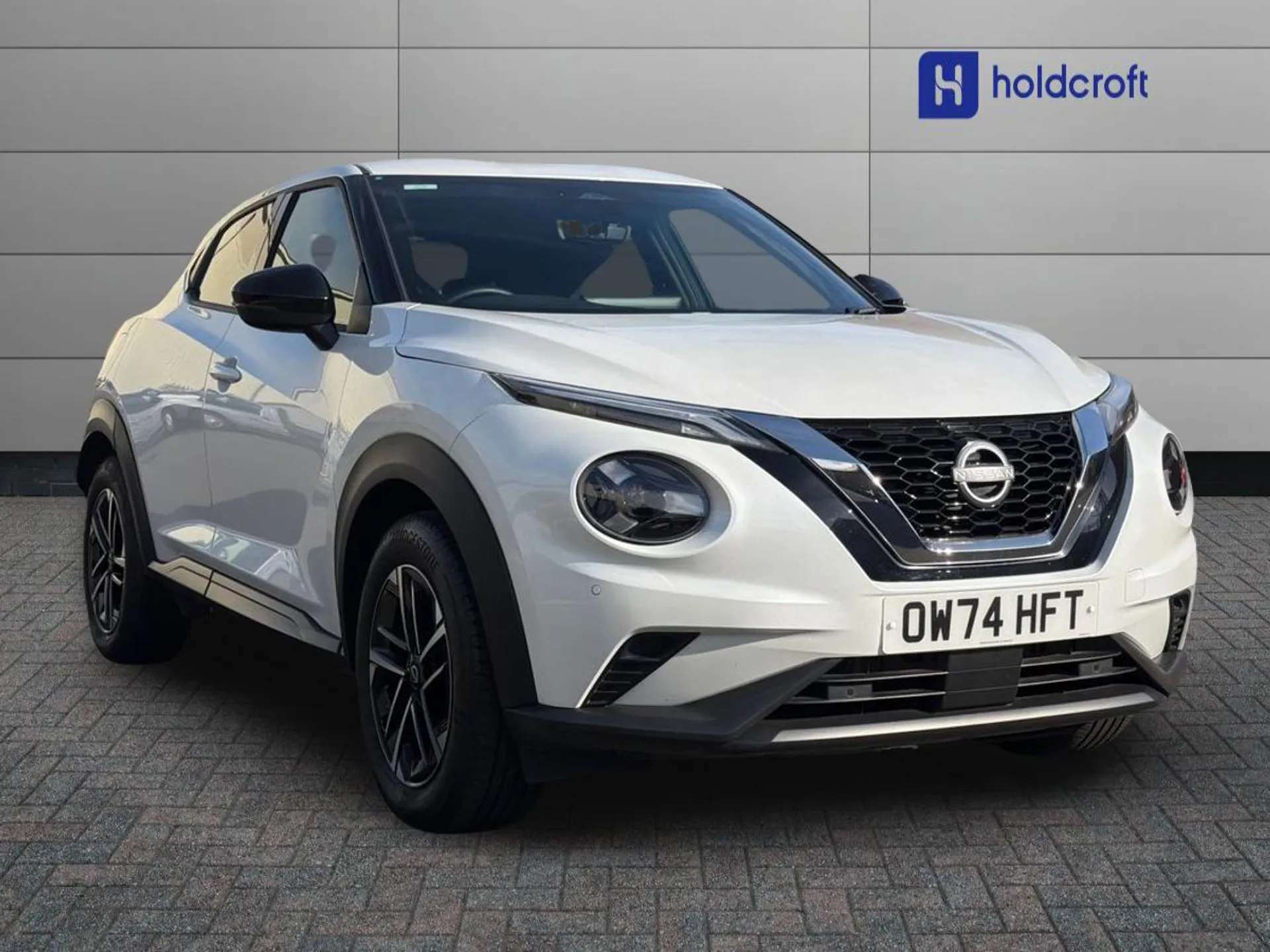 A 2024 NISSAN JUKE 1.0 DiG-T N-Connecta 5dr A 2024 NISSAN JUKE 1.0 DiG-T N-Connecta 5dr
