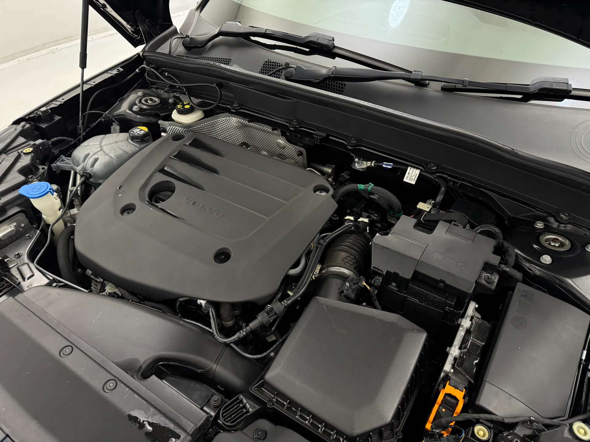 2022 VOLVO XC40 2022 VOLVO XC40