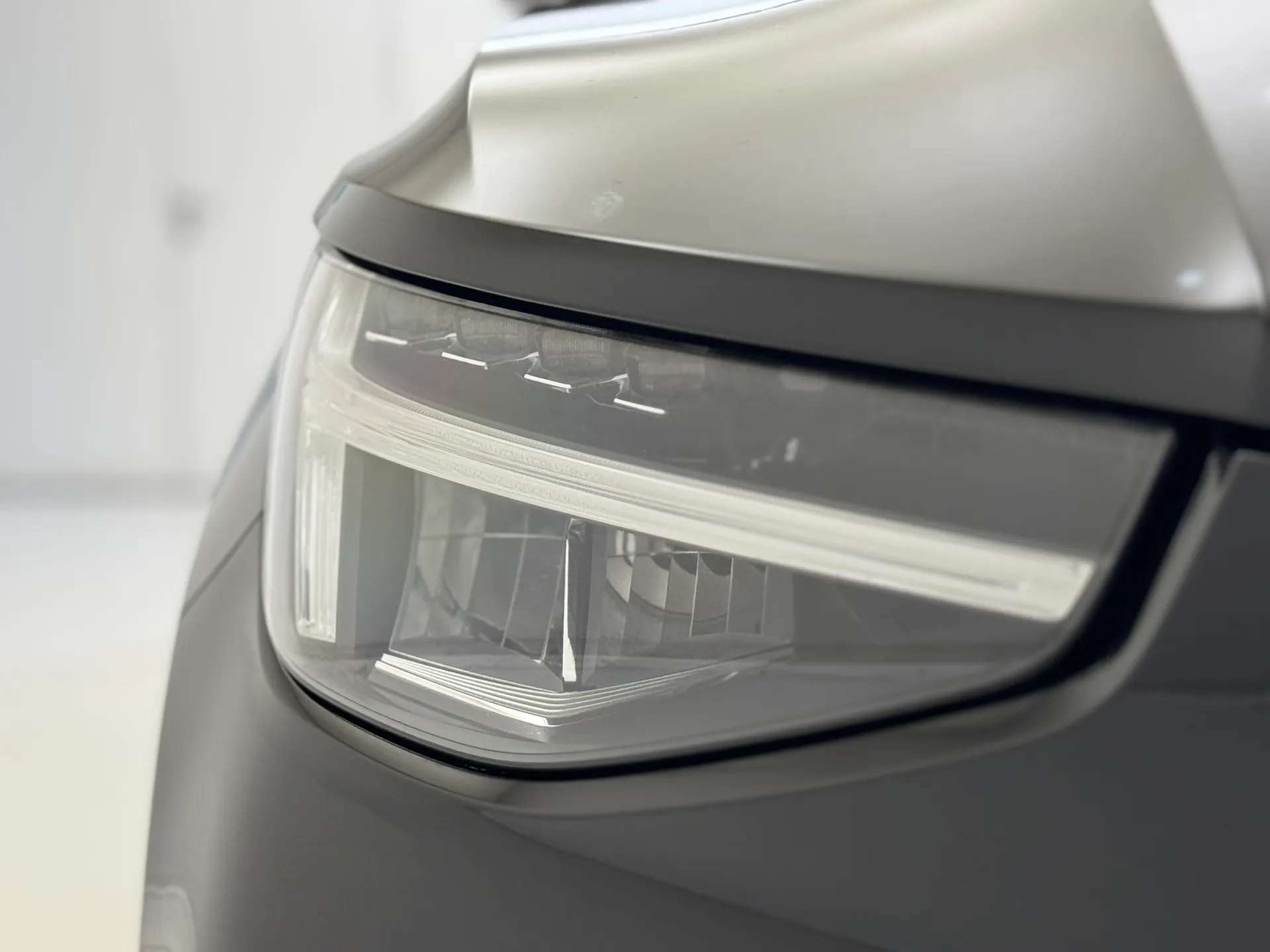 2022 VOLVO XC40 2022 VOLVO XC40