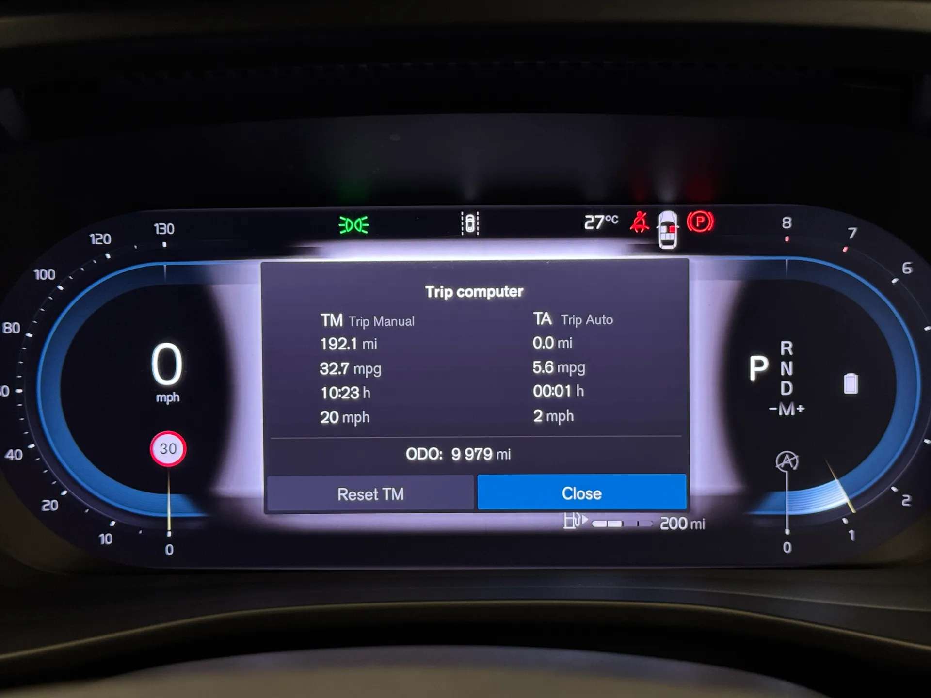 2024 VOLVO XC40 2024 VOLVO XC40