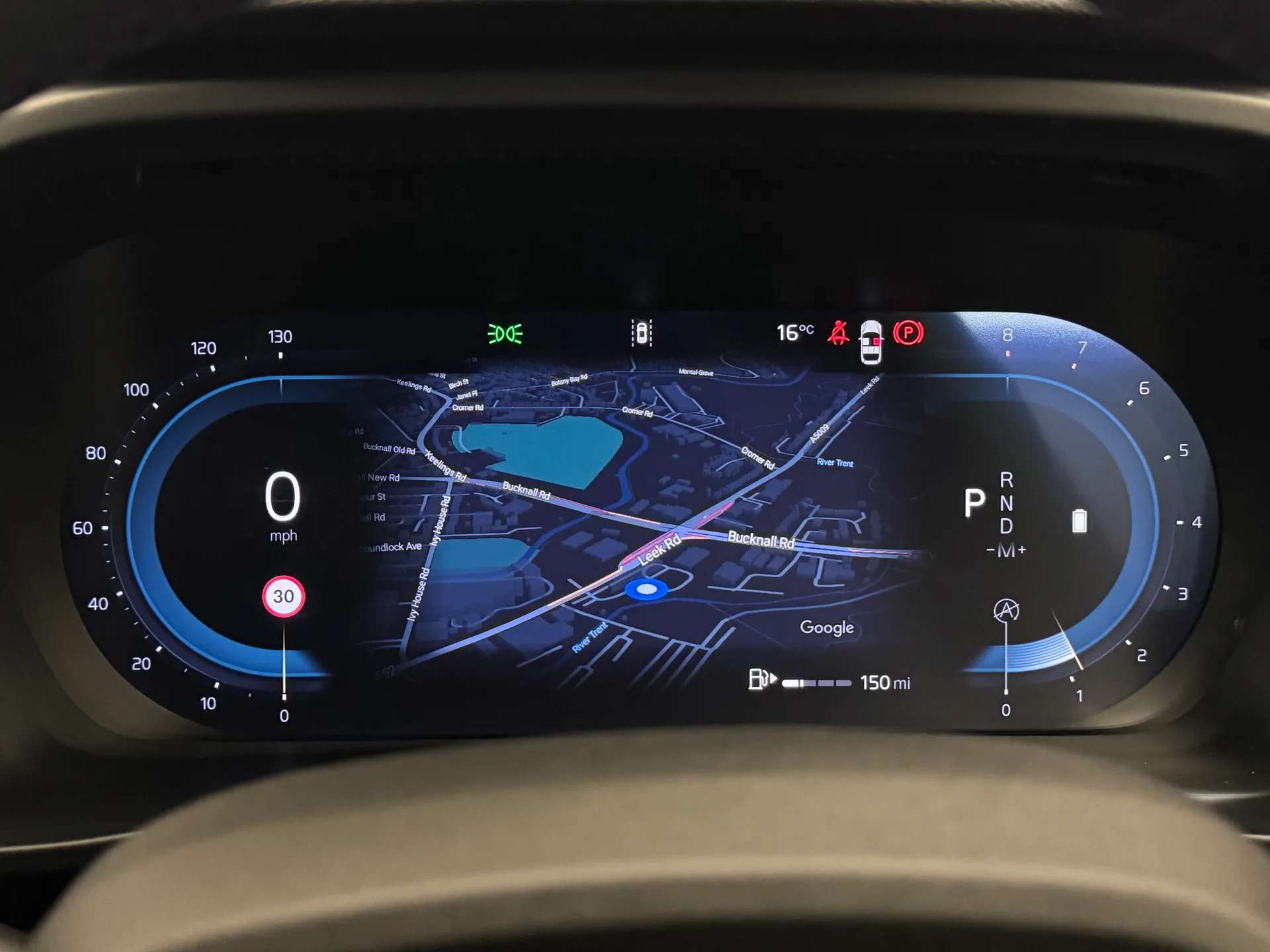 2025 VOLVO XC40 2025 VOLVO XC40