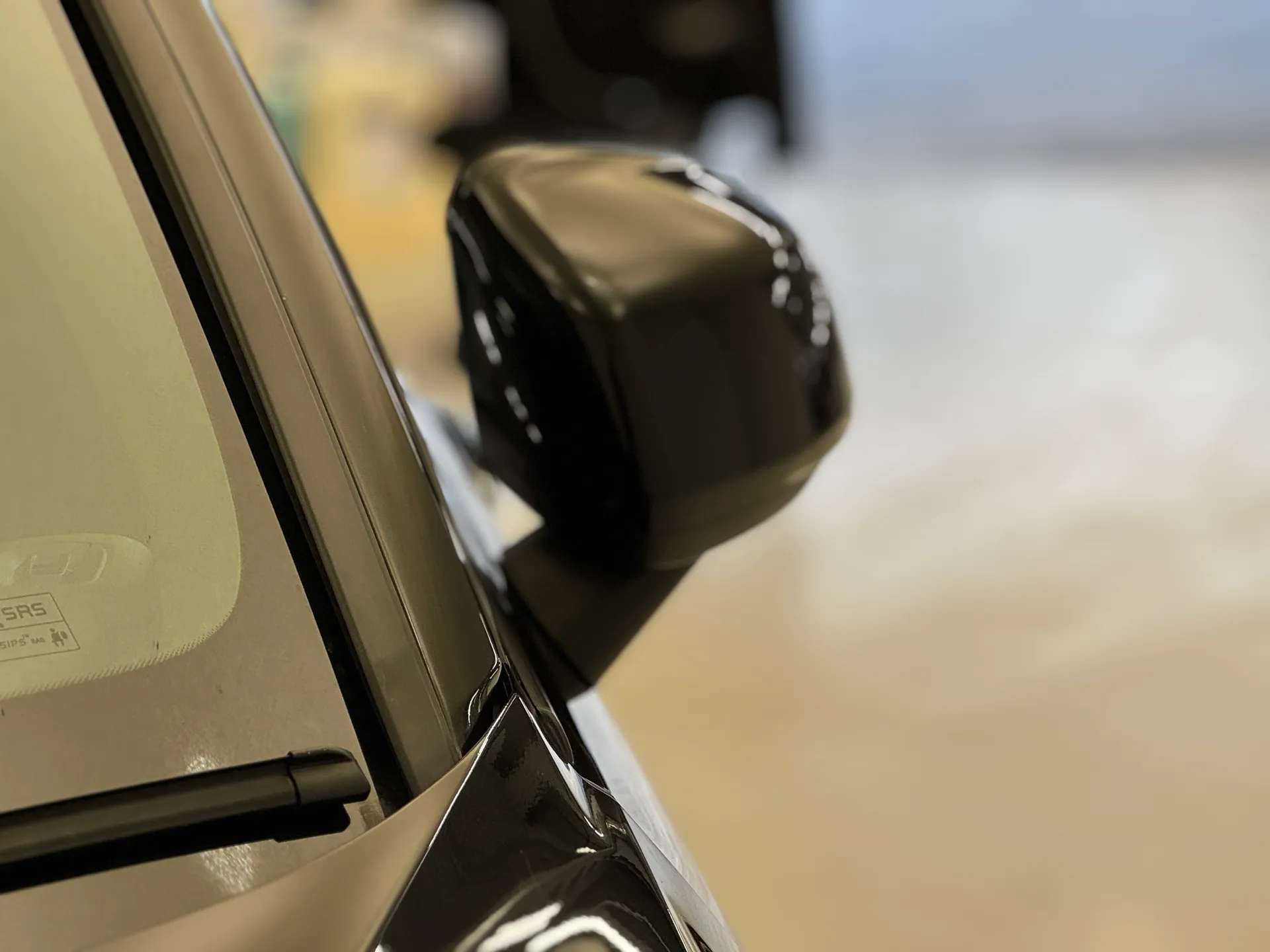 2025 VOLVO XC40 2025 VOLVO XC40