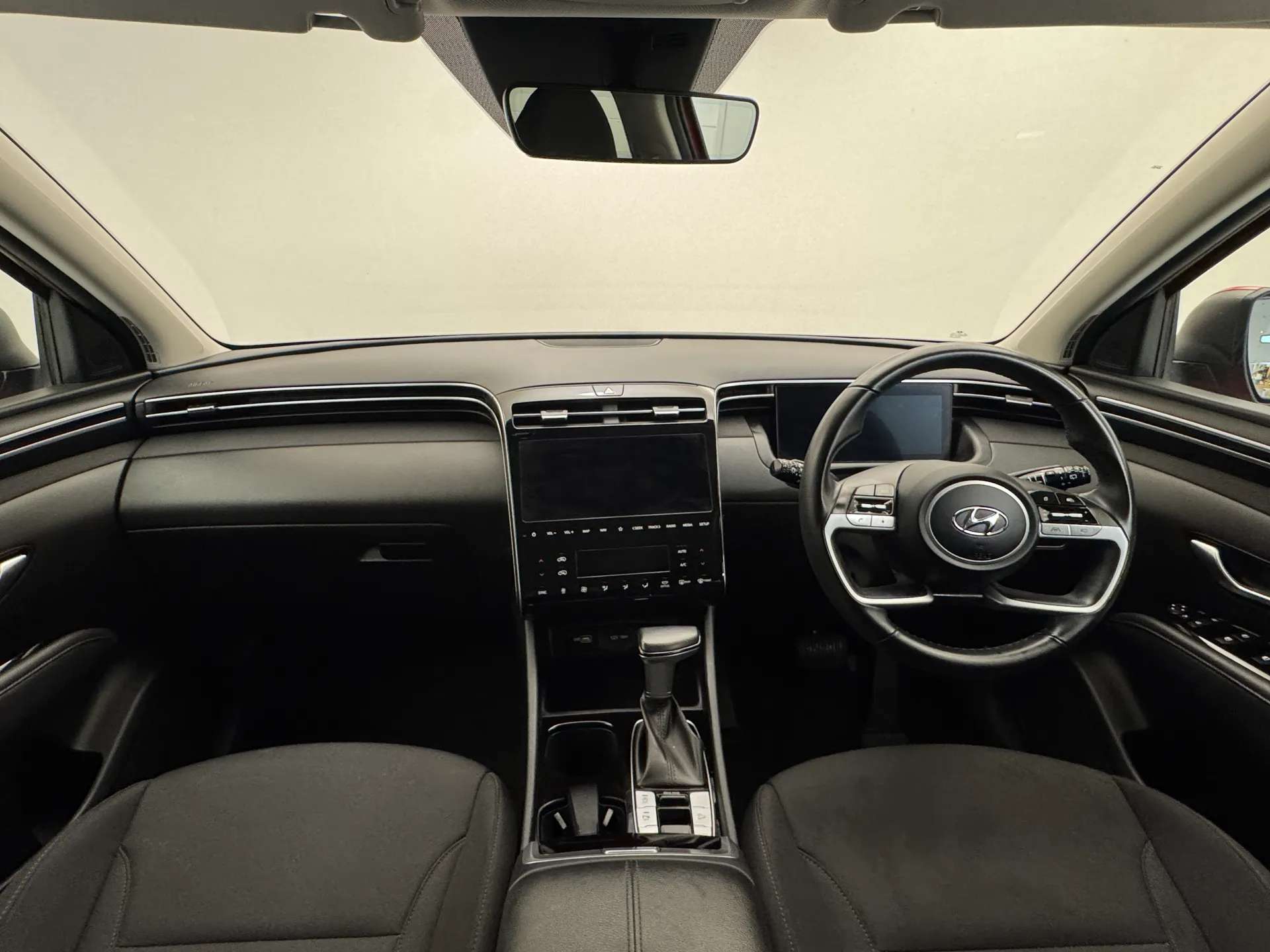 A 2023 HYUNDAI TUCSON 1.6 TGDi 48V MHD SE Connect 5dr 2WD DCT A 2023 HYUNDAI TUCSON 1.6 TGDi 48V MHD SE Connect 5dr 2WD DCT