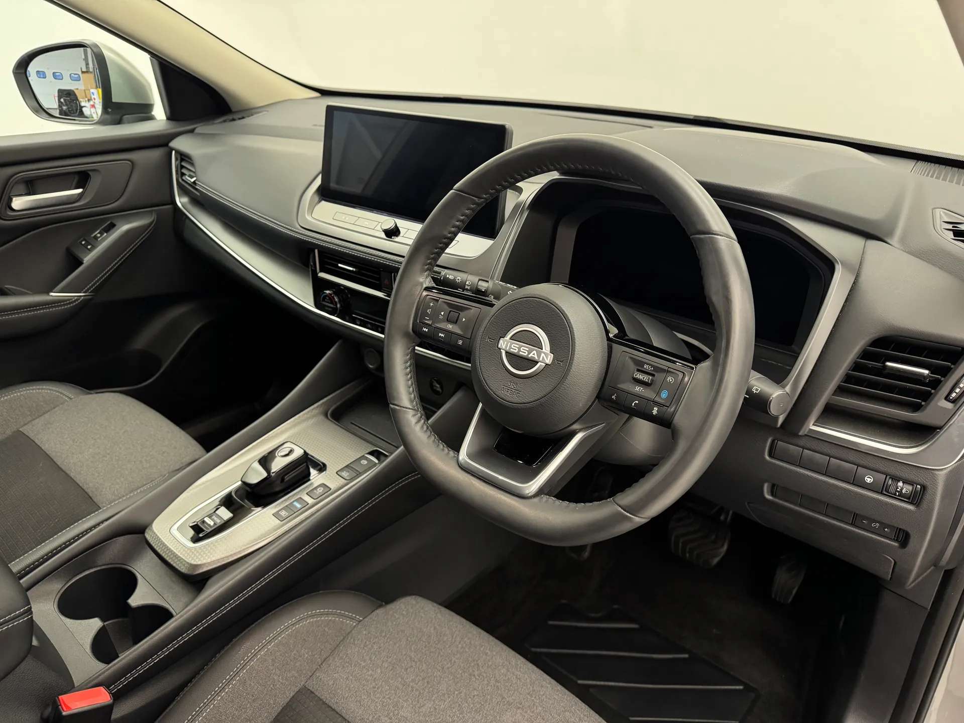 A 2025 NISSAN QASHQAI 1.5 E-Power N-Connecta 5dr Auto A 2025 NISSAN QASHQAI 1.5 E-Power N-Connecta 5dr Auto