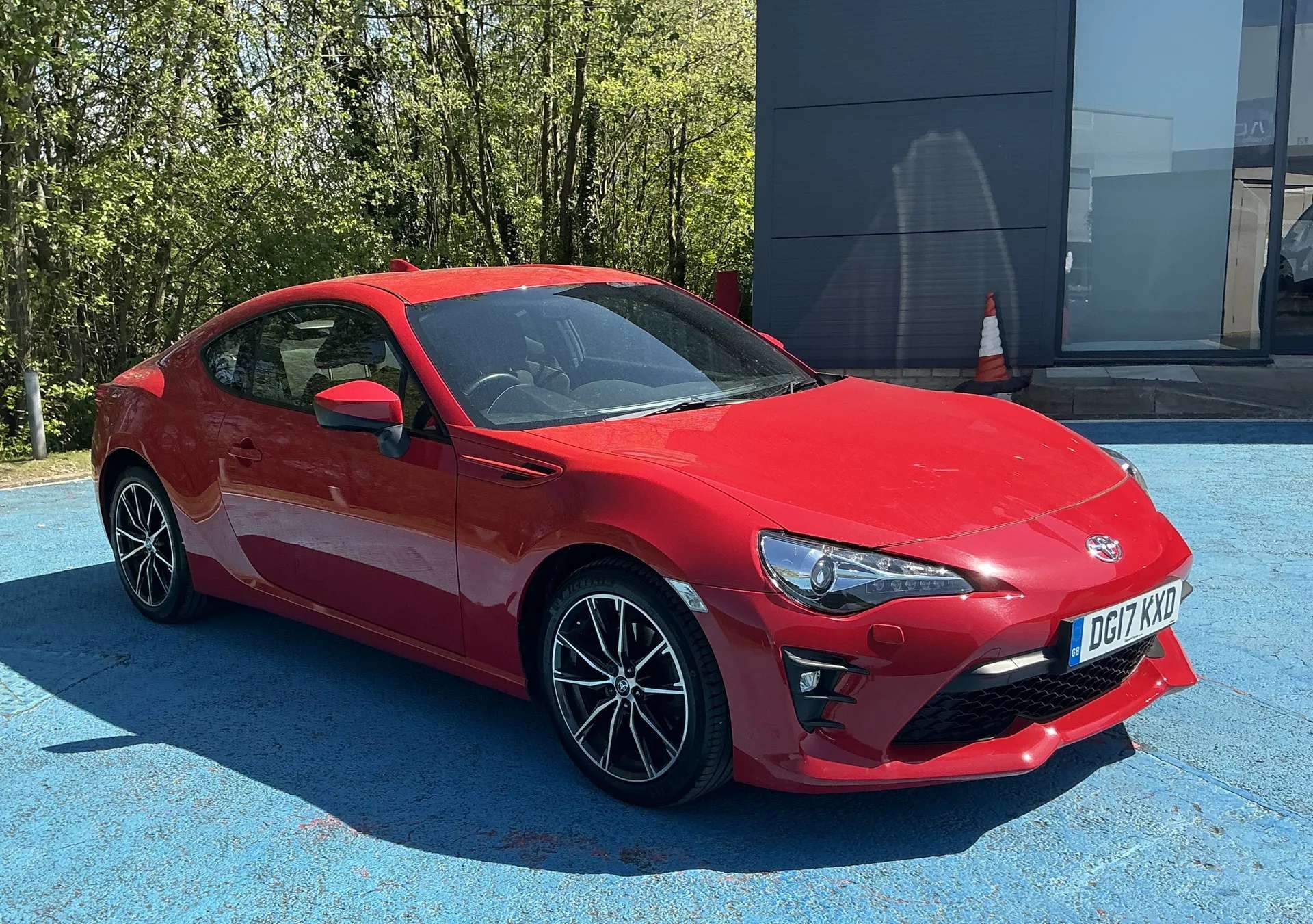 A 2017 TOYOTA GT86 2.0 D-4S 2dr Auto A 2017 TOYOTA GT86 2.0 D-4S 2dr Auto