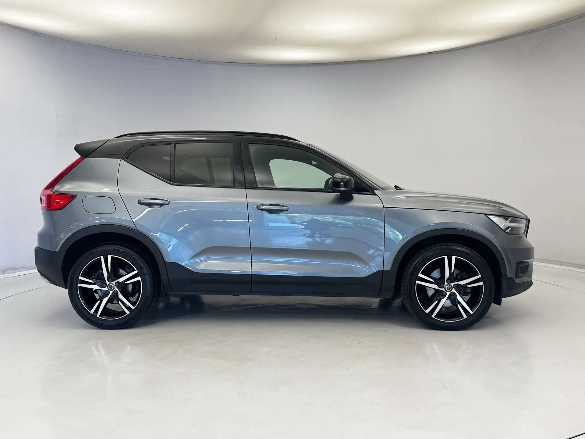 2018 VOLVO XC40 2018 VOLVO XC40