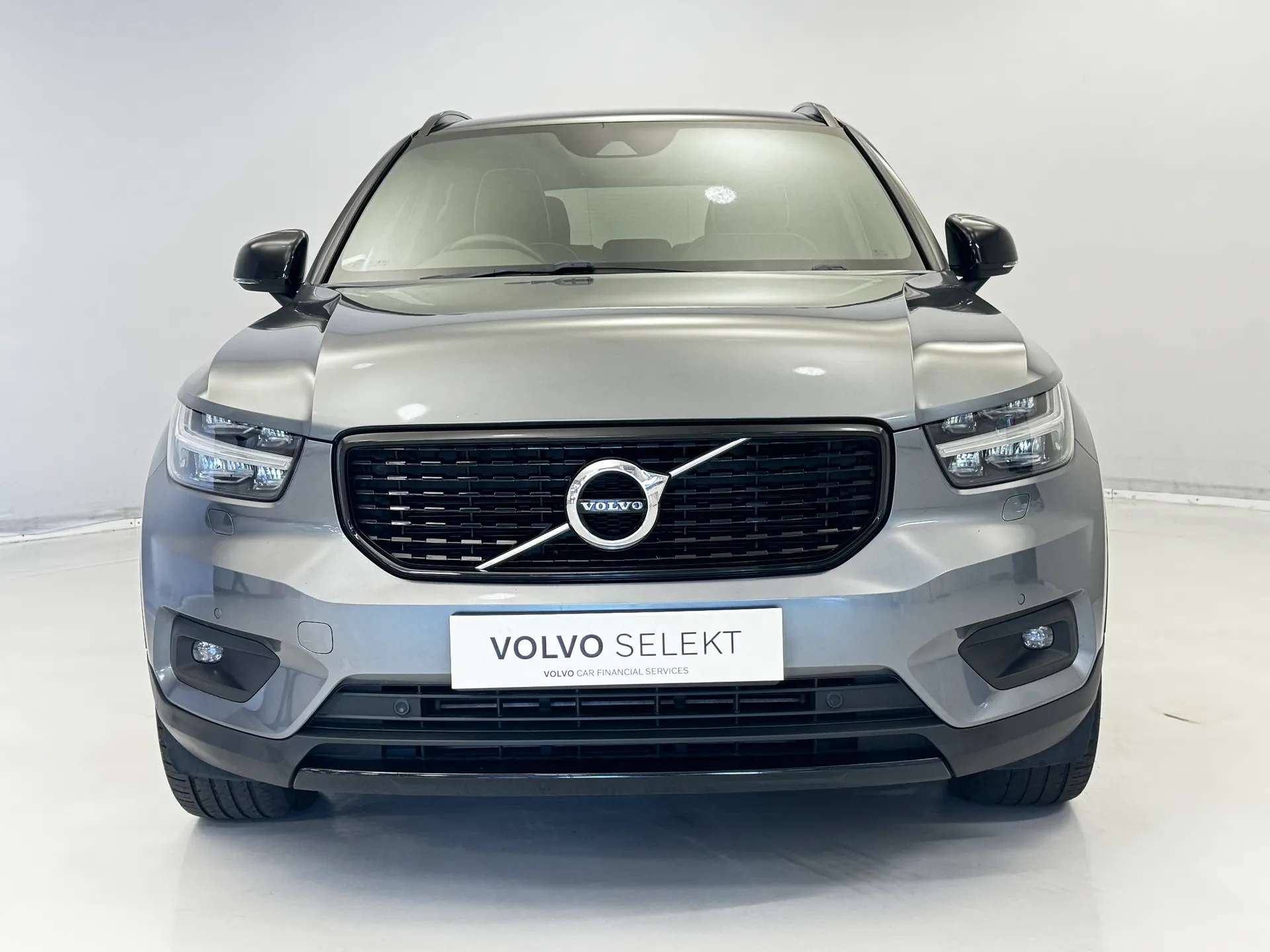 2018 VOLVO XC40 2018 VOLVO XC40