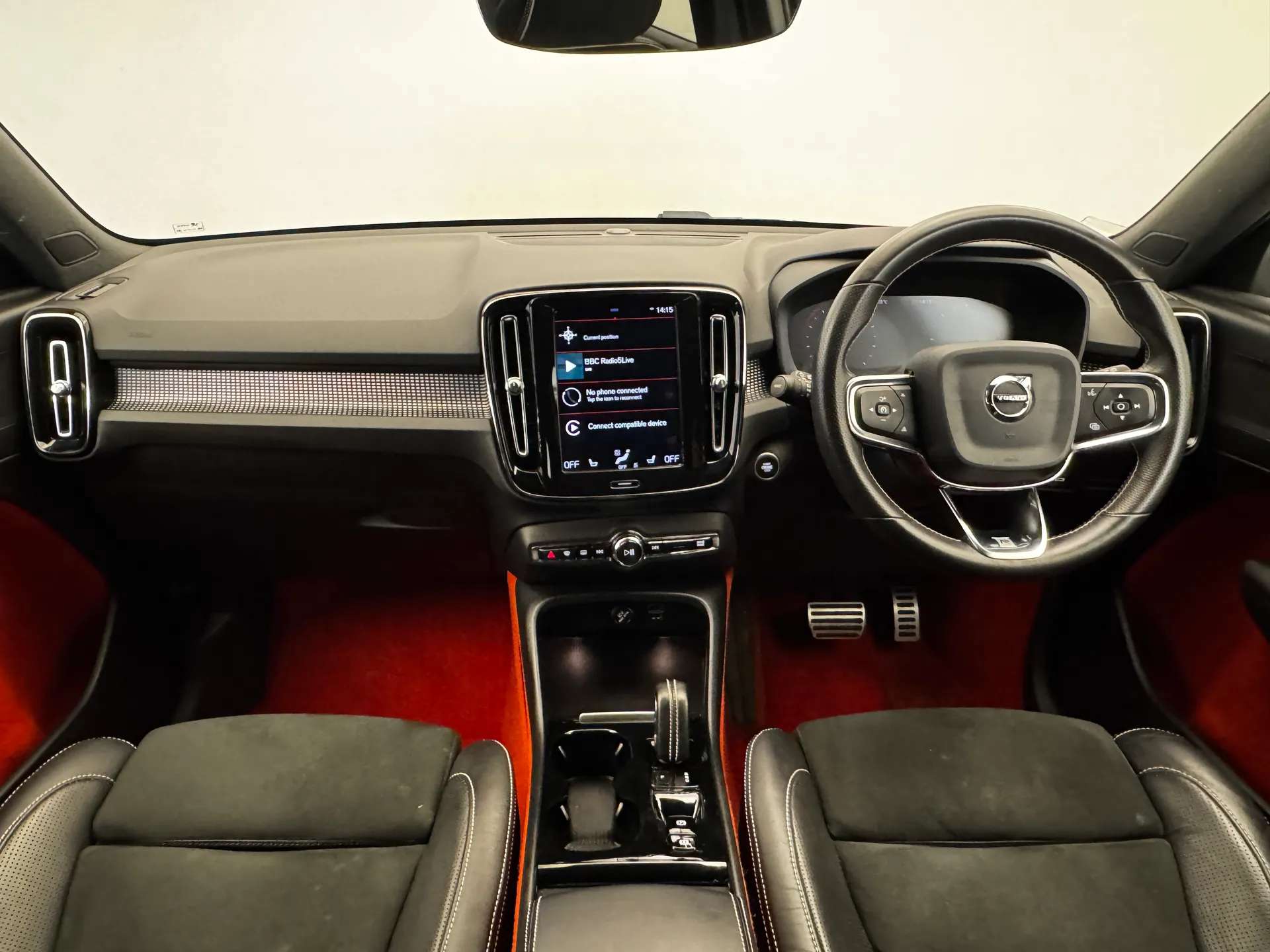 2018 VOLVO XC40 2018 VOLVO XC40