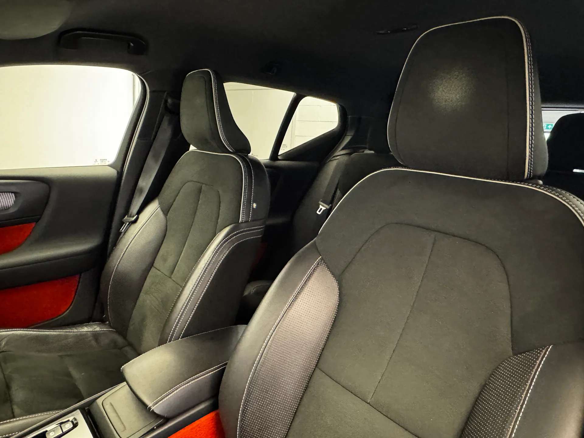 2018 VOLVO XC40 2018 VOLVO XC40