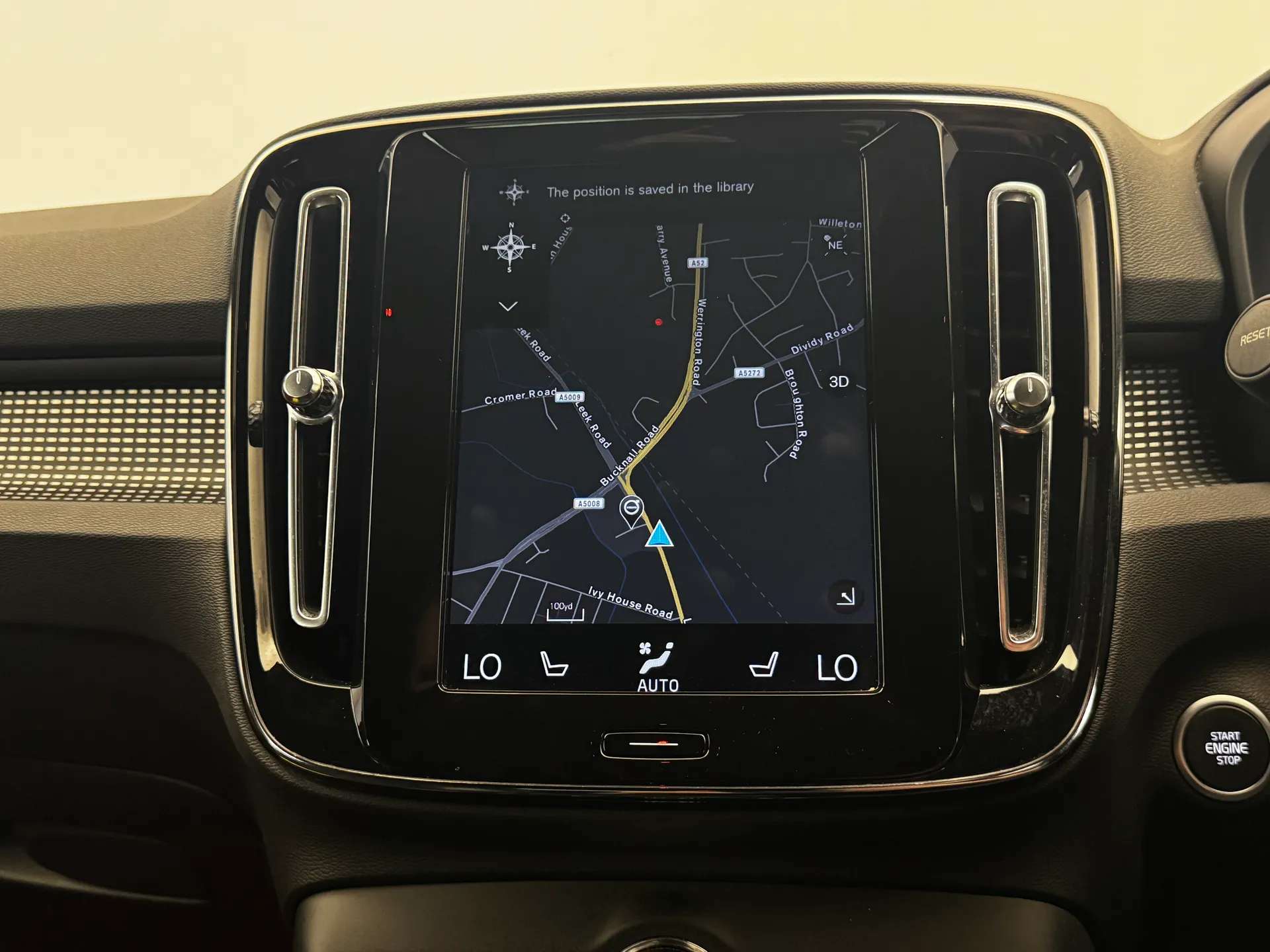 2018 VOLVO XC40 2018 VOLVO XC40
