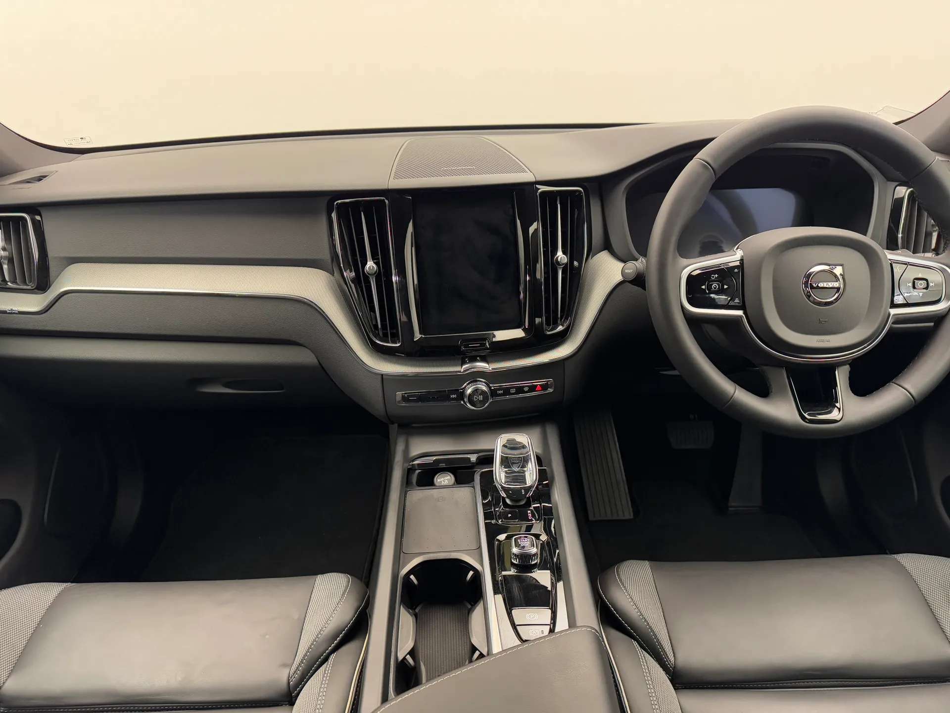 2024 VOLVO XC60 2024 VOLVO XC60