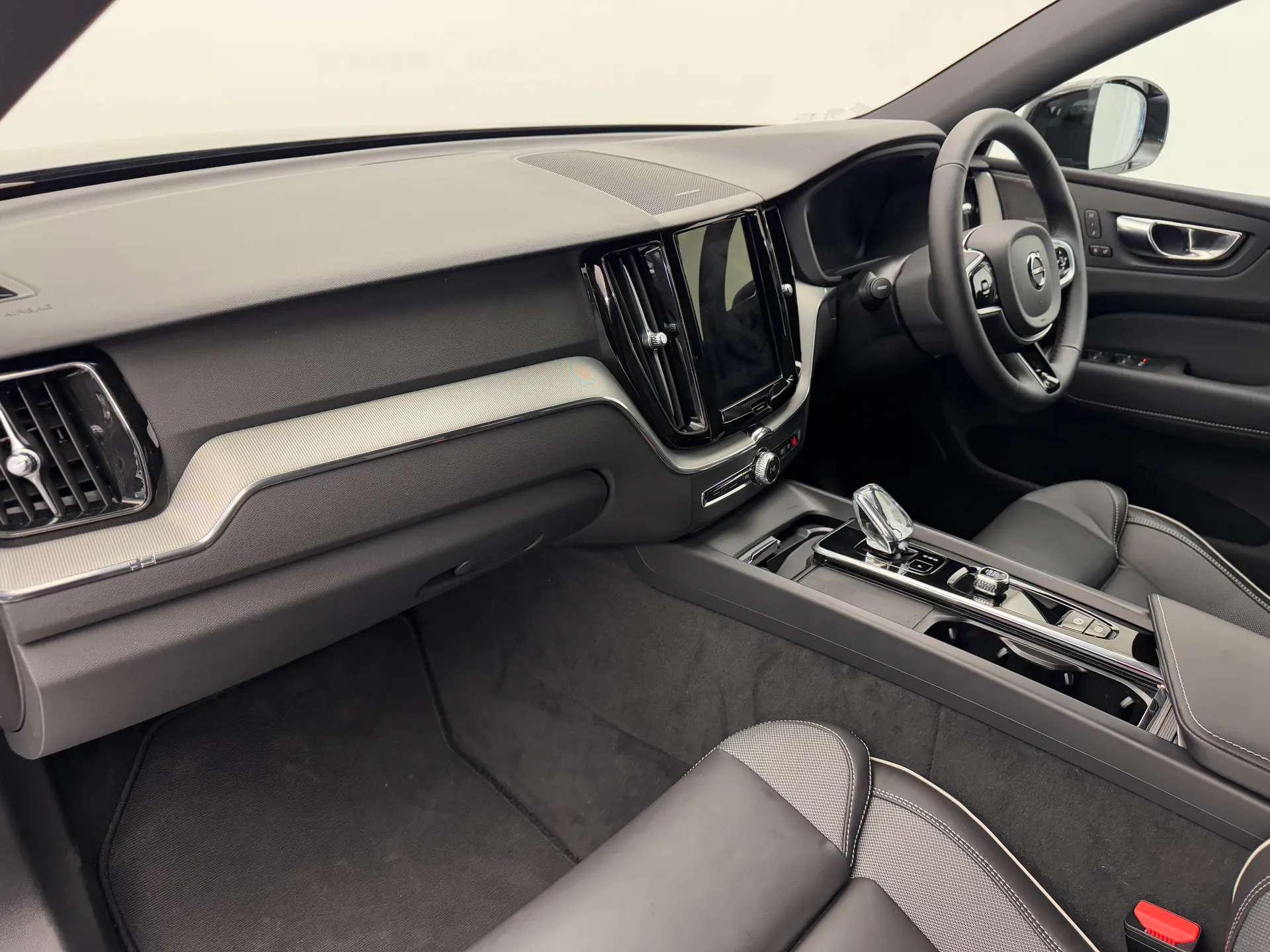 2024 VOLVO XC60 2024 VOLVO XC60