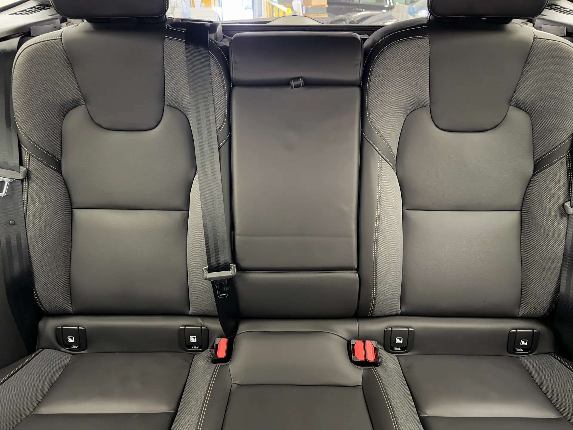 2024 VOLVO XC60 2024 VOLVO XC60