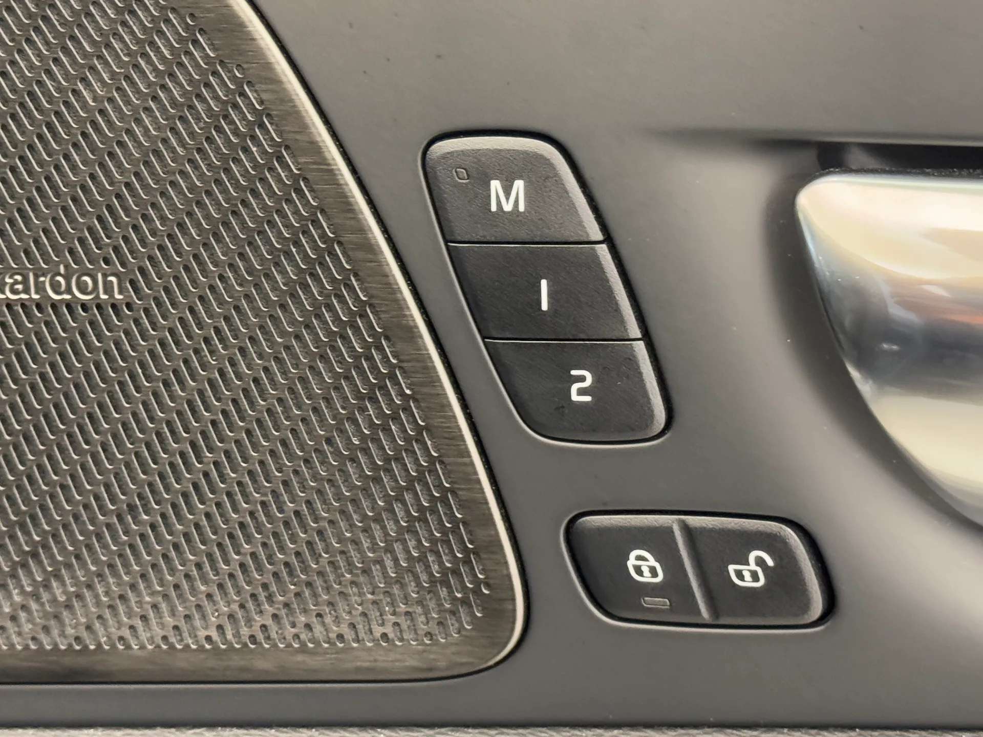 2024 VOLVO XC60 2024 VOLVO XC60