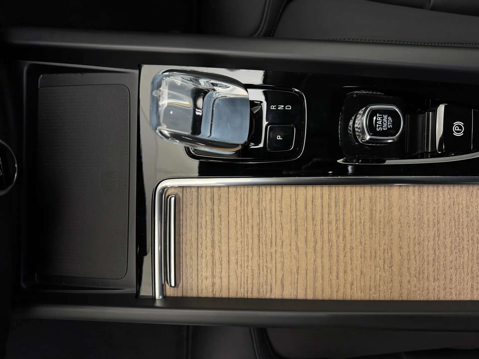 2025 VOLVO XC60 2025 VOLVO XC60
