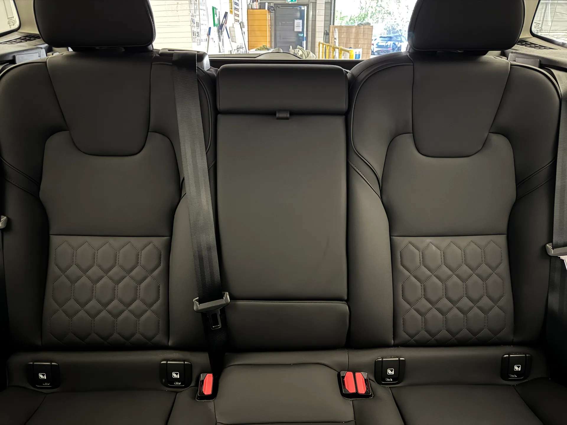 2025 VOLVO XC60 2025 VOLVO XC60
