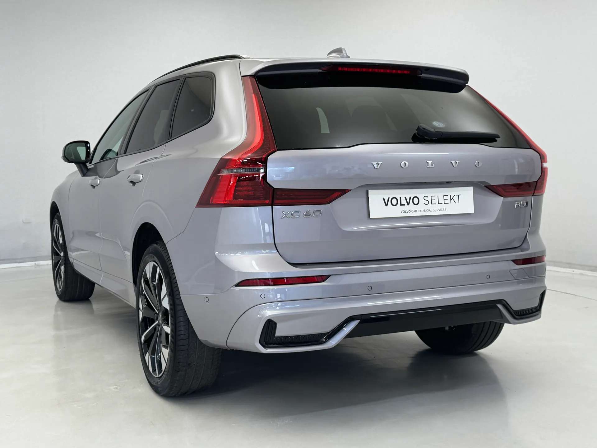 2025 VOLVO XC60 2025 VOLVO XC60