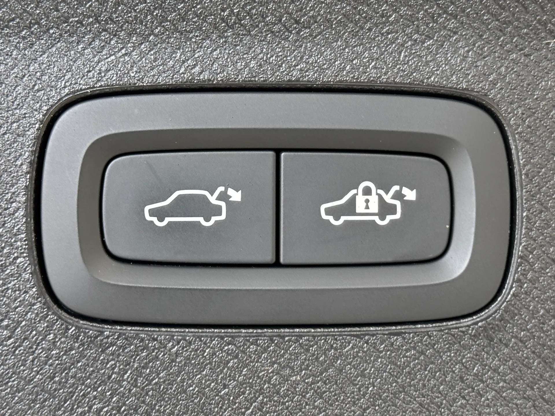 2025 VOLVO XC90 2025 VOLVO XC90