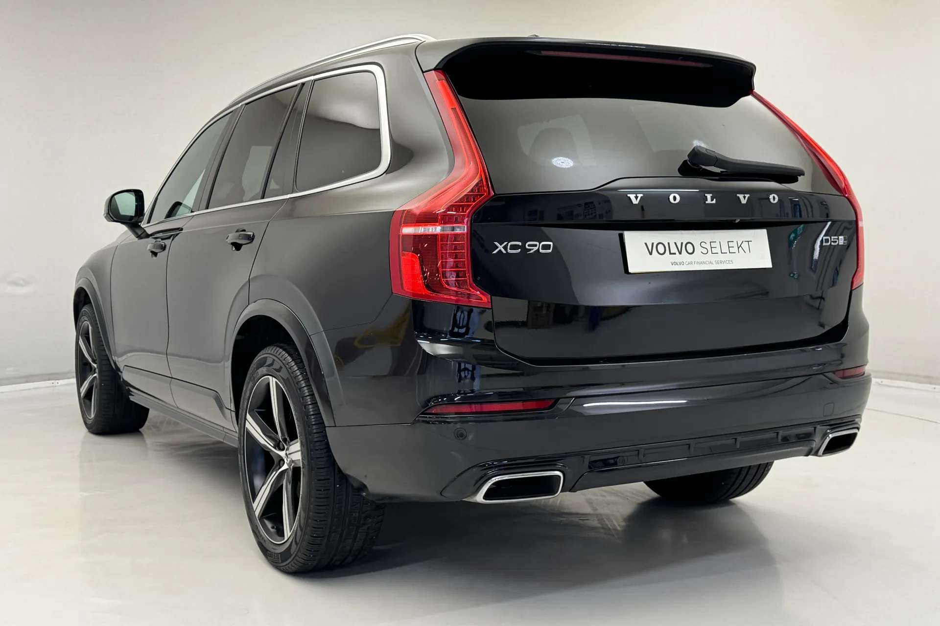 2019 VOLVO XC90 2019 VOLVO XC90