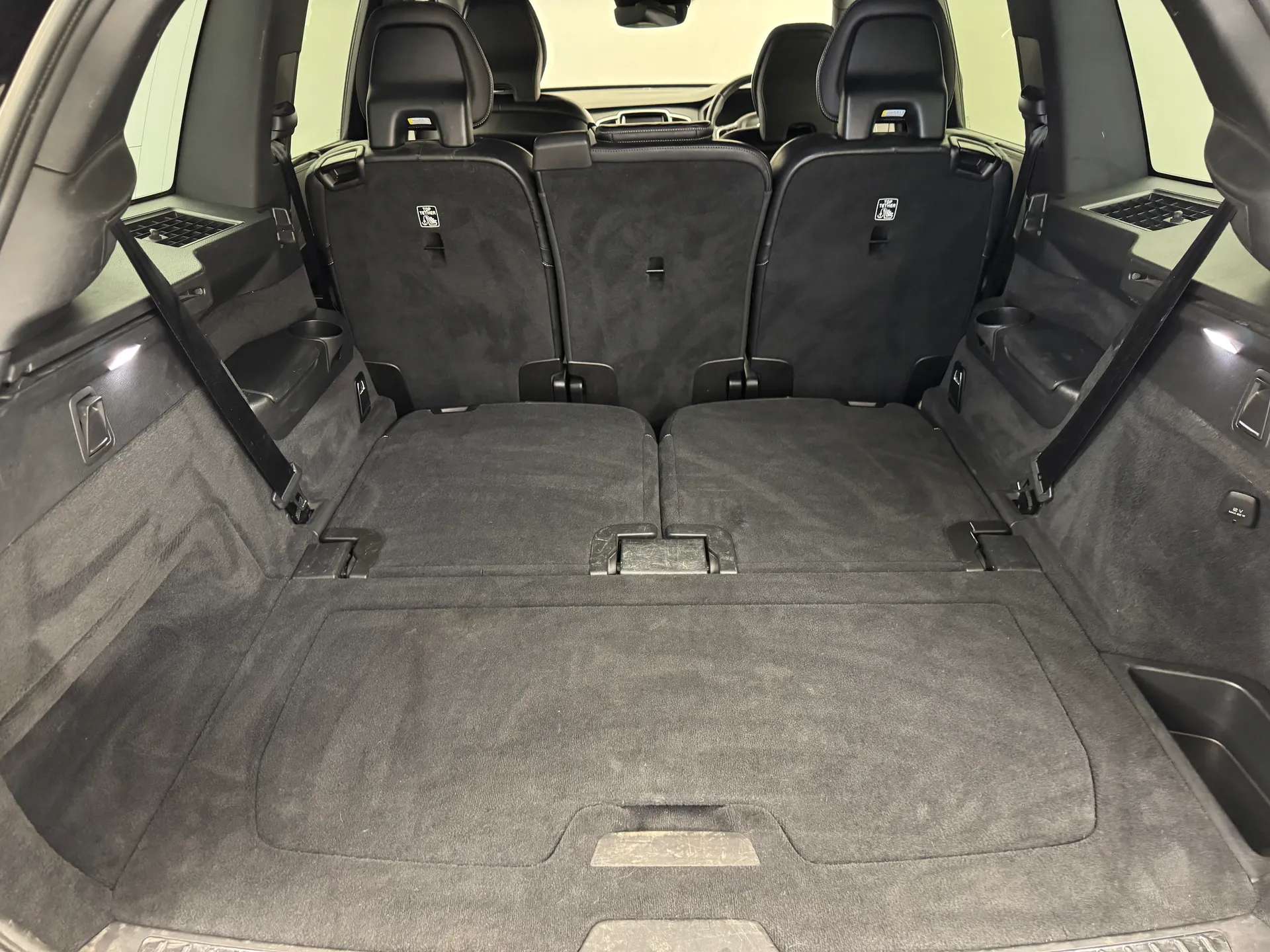 2019 VOLVO XC90 2019 VOLVO XC90