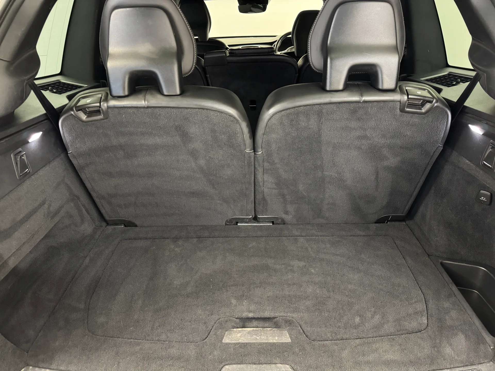 2019 VOLVO XC90 2019 VOLVO XC90