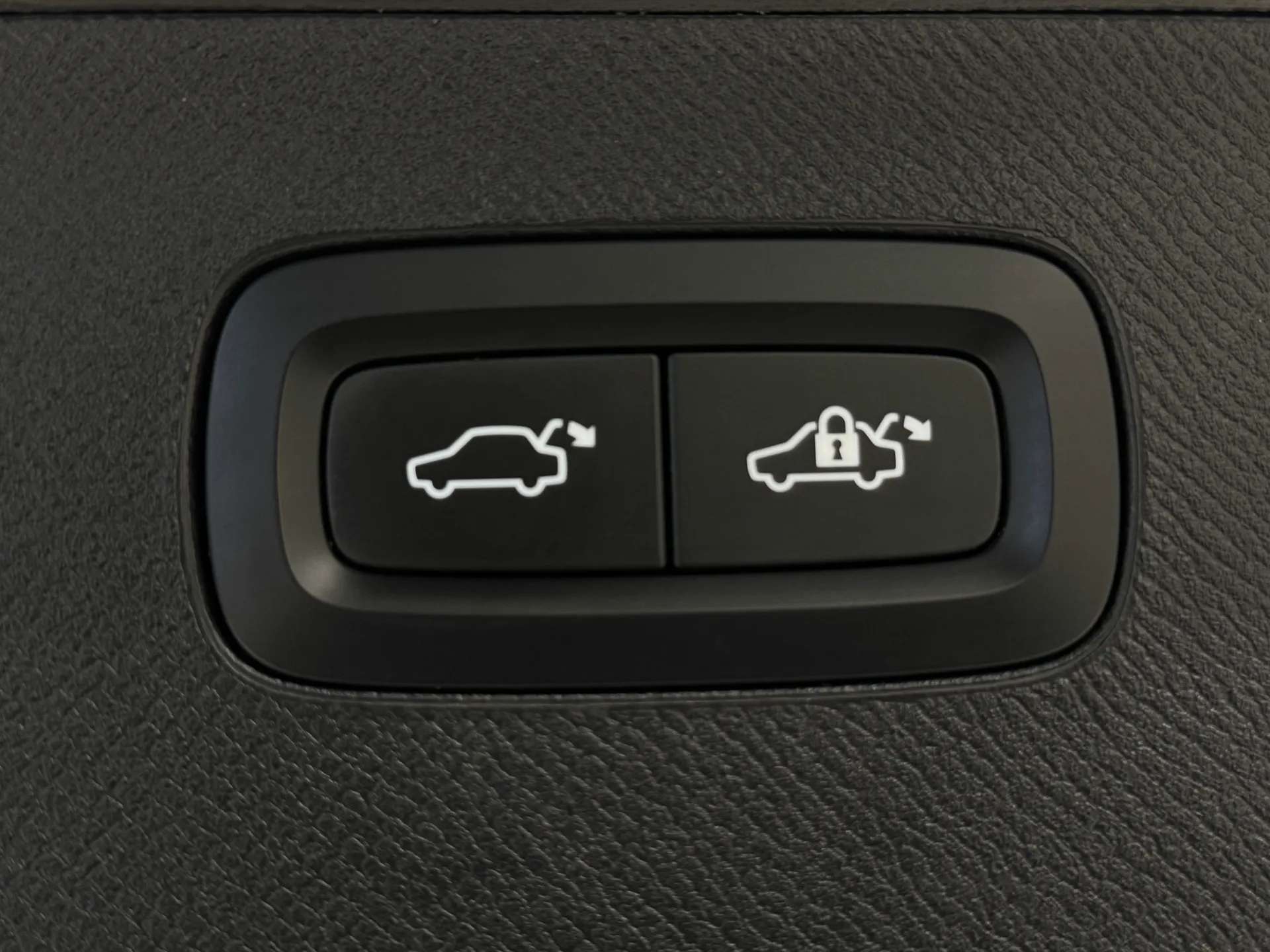 2019 VOLVO XC90 2019 VOLVO XC90