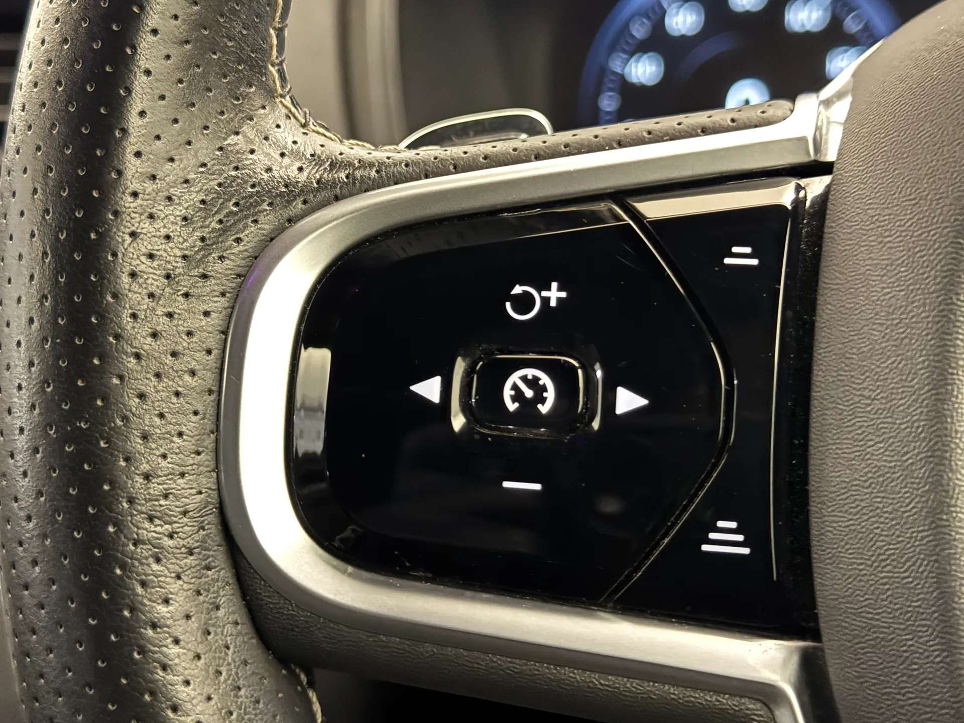 2019 VOLVO XC90 2019 VOLVO XC90