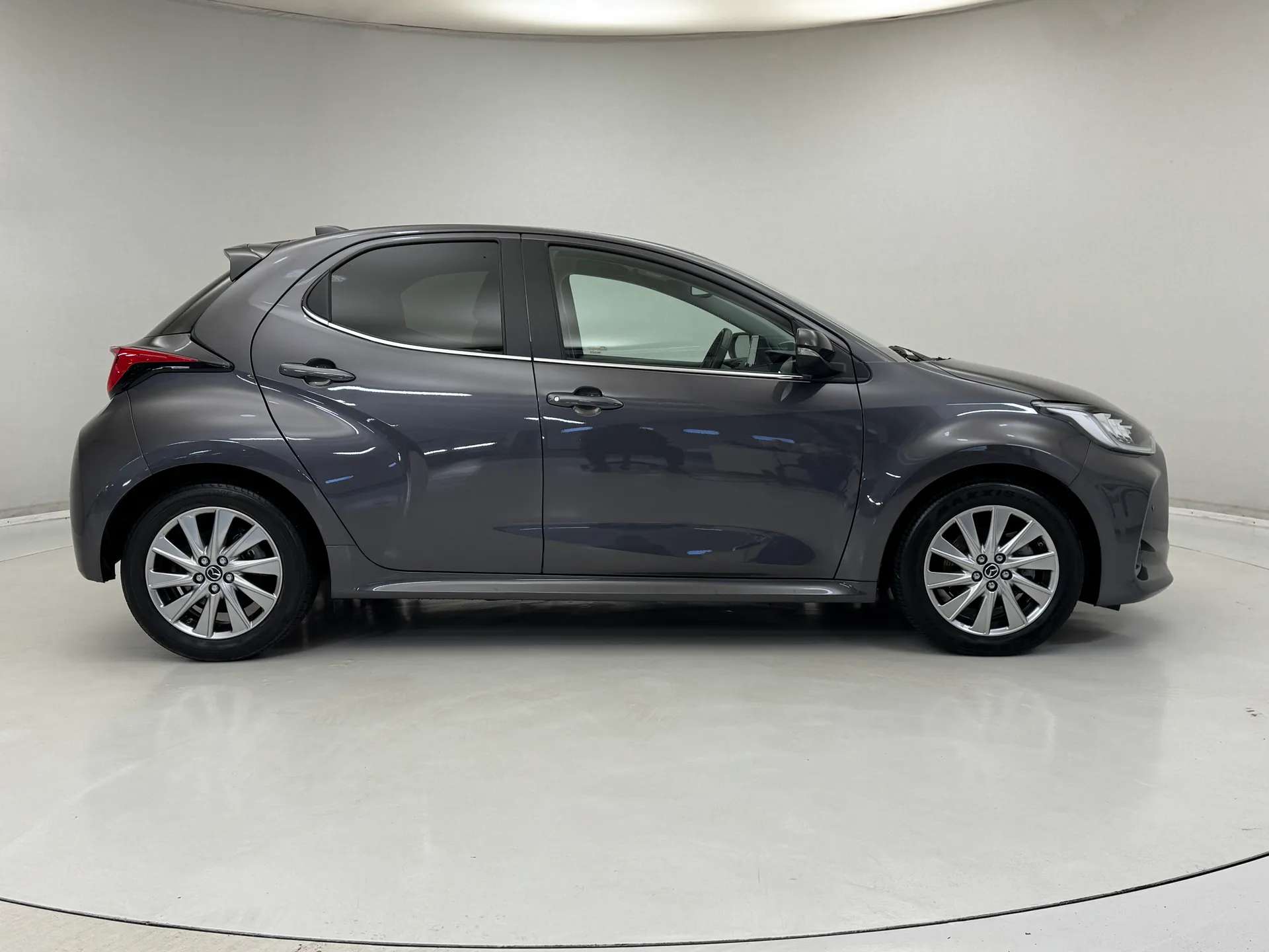 2023 MAZDA 2 HYBRID 2023 MAZDA 2 HYBRID
