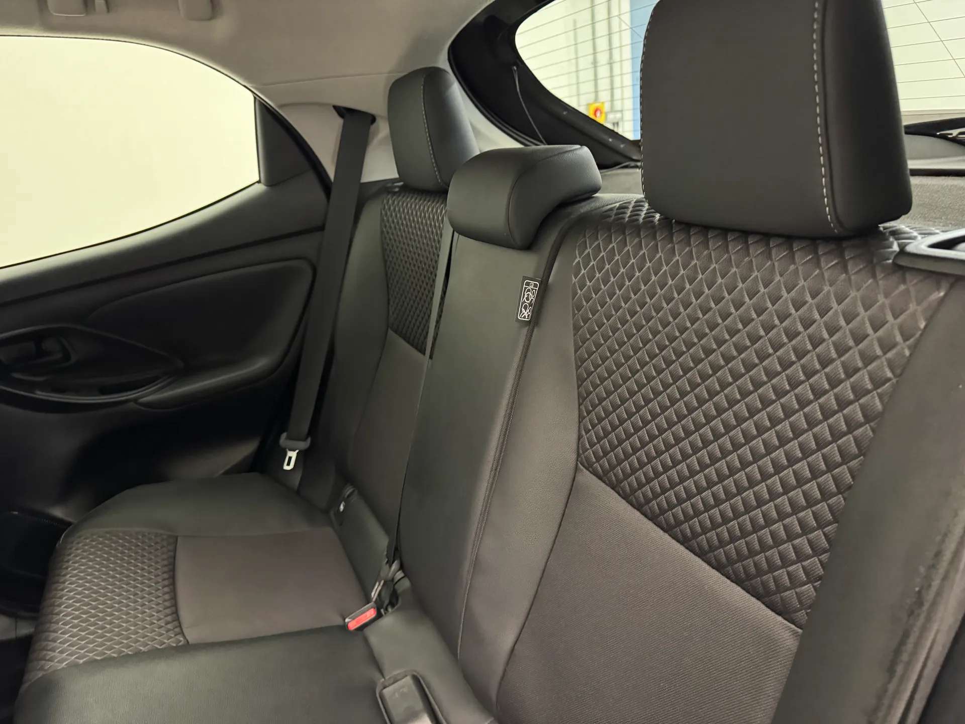 2023 MAZDA 2 HYBRID 2023 MAZDA 2 HYBRID