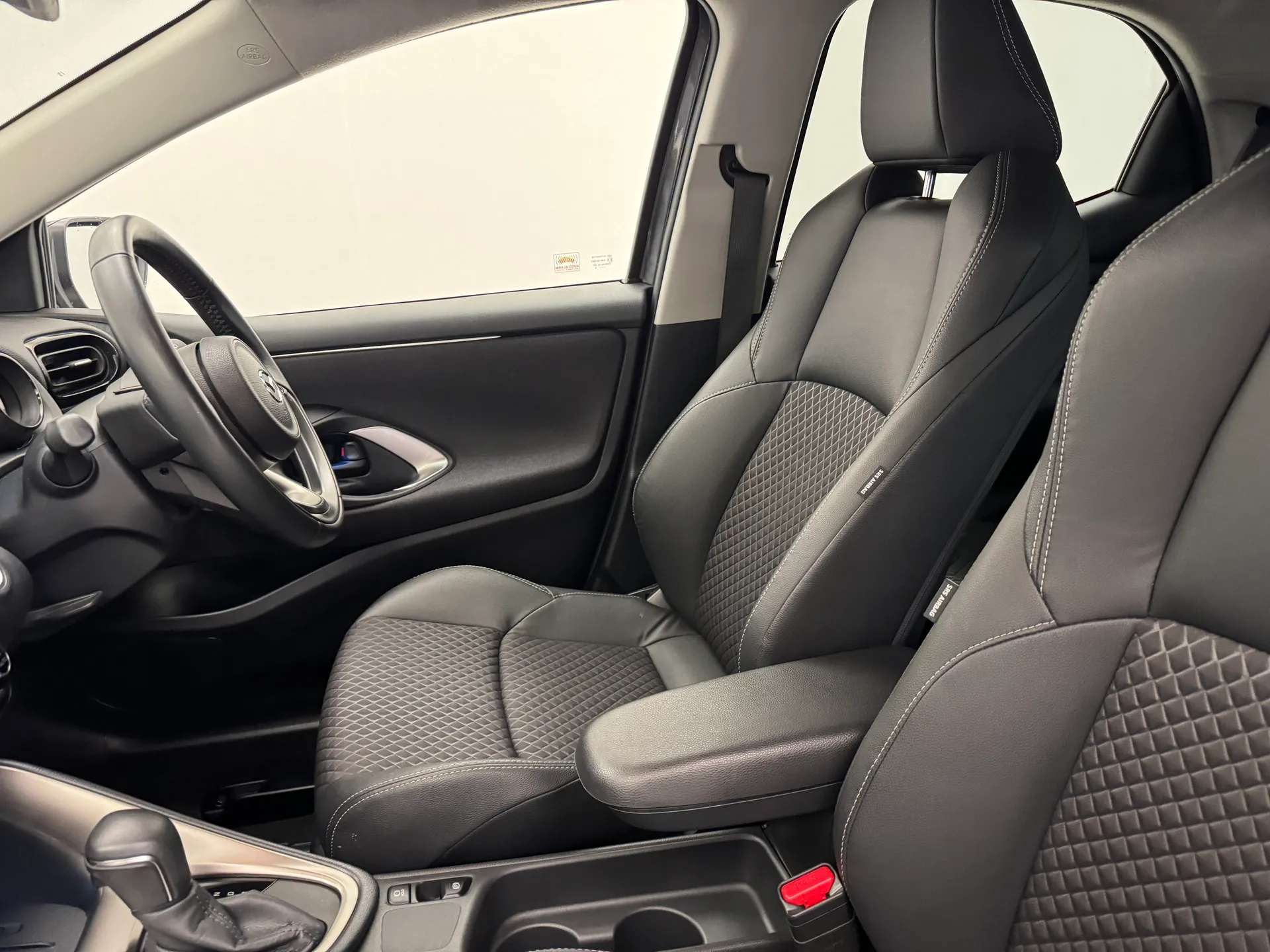 2023 MAZDA 2 HYBRID 2023 MAZDA 2 HYBRID