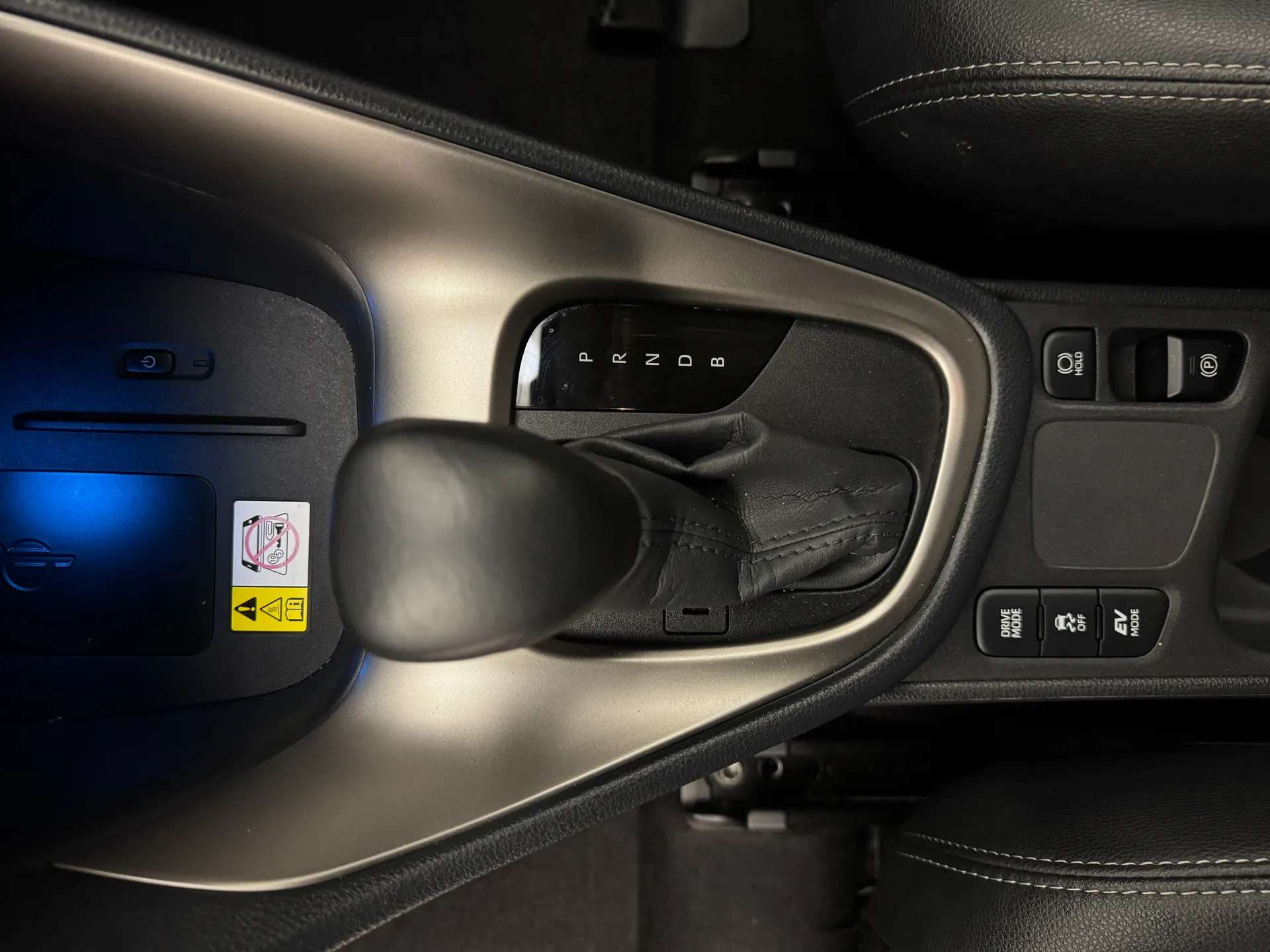 2023 MAZDA 2 HYBRID 2023 MAZDA 2 HYBRID