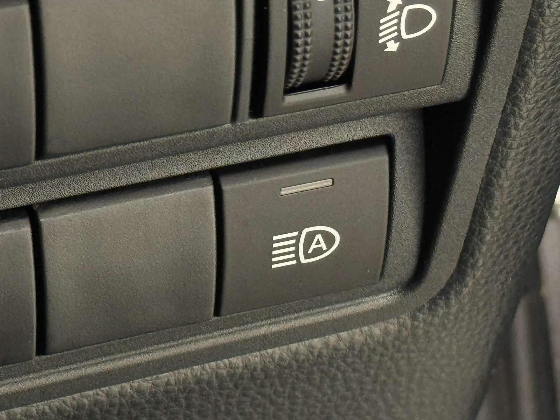 2023 MAZDA 2 HYBRID 2023 MAZDA 2 HYBRID